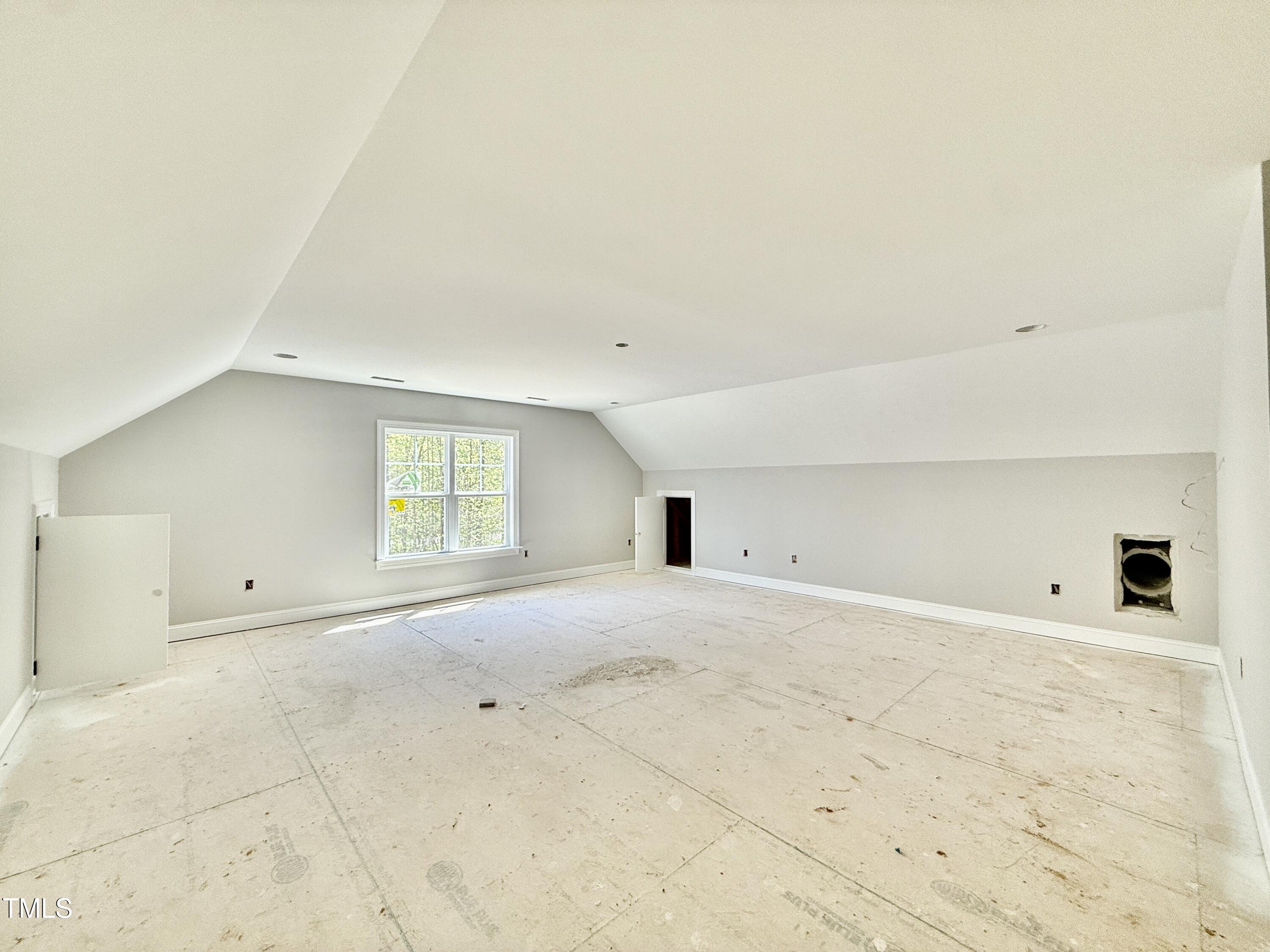 2624 Silver Gate Court Property Photo 23