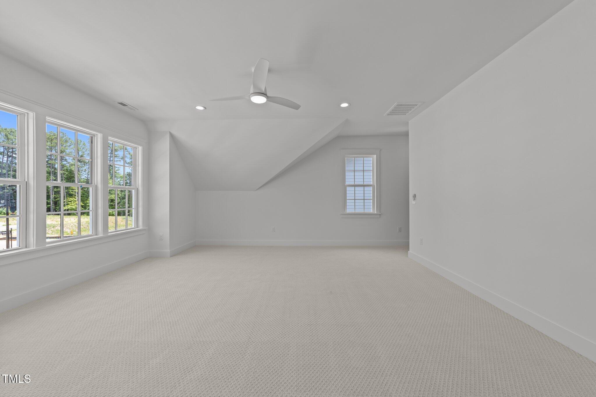 1721 Burnette Garden Path Property Photo 26