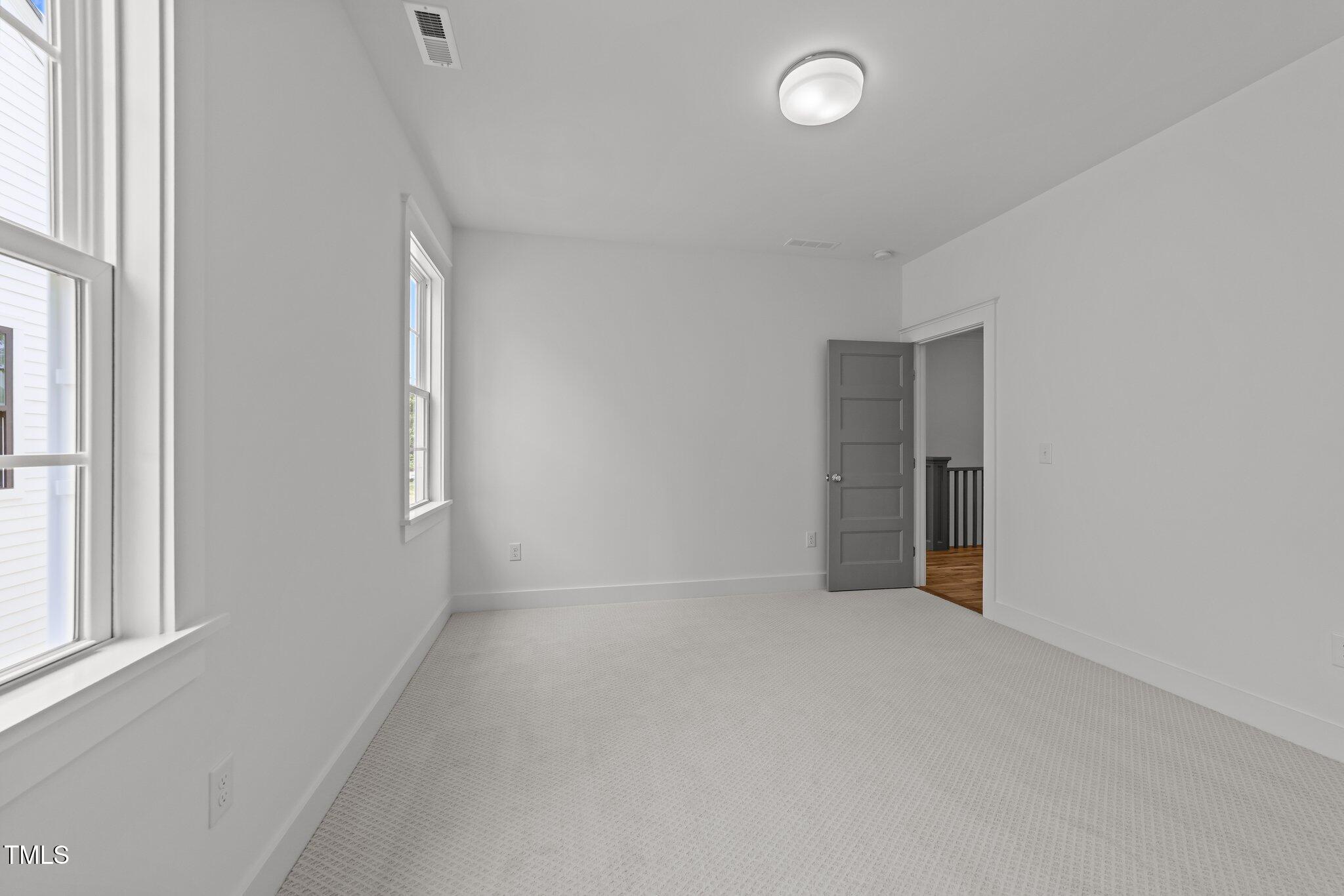 1721 Burnette Garden Path Property Photo 37