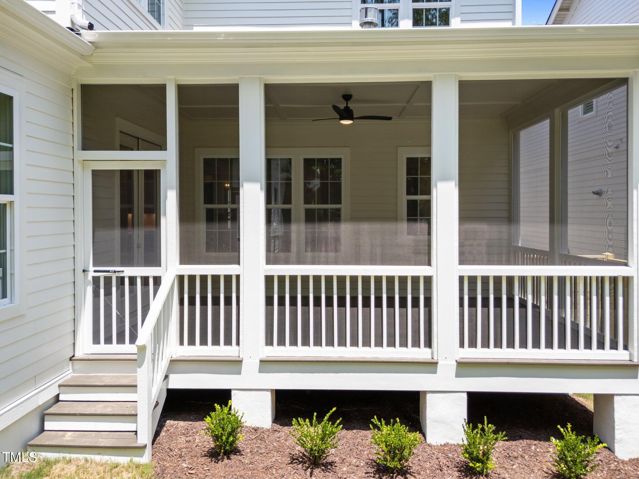 1721 Burnette Garden Path Property Photo 43