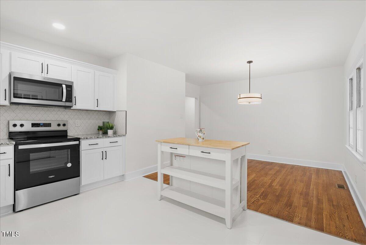 303 Forest Road Property Photo 15