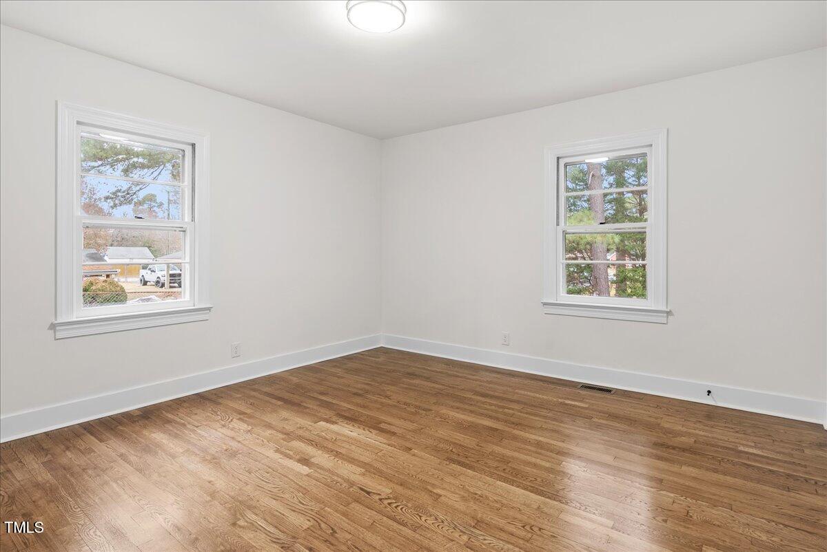 303 Forest Road Property Photo 25