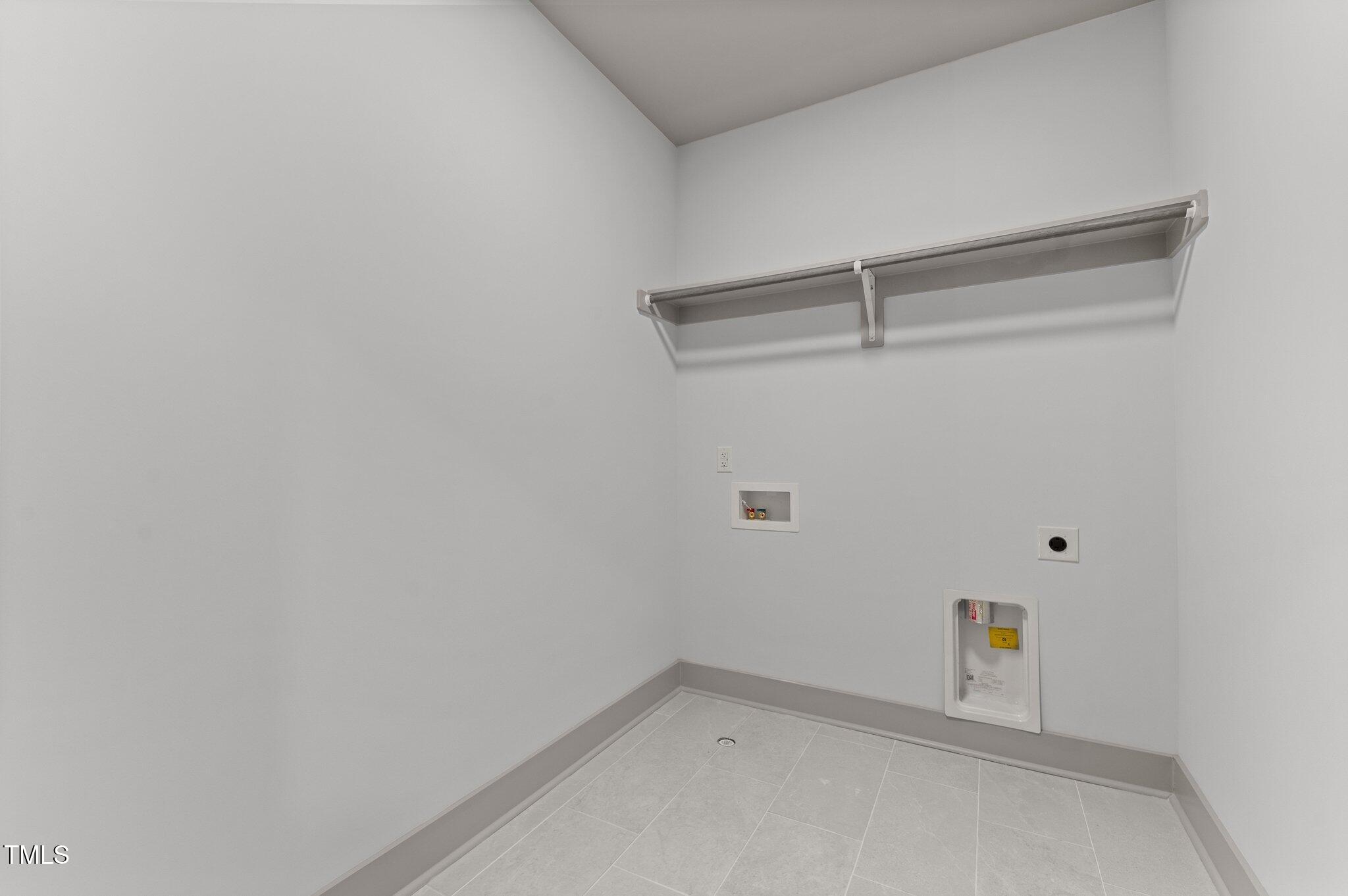 509 Excelsior Court Property Photo 21
