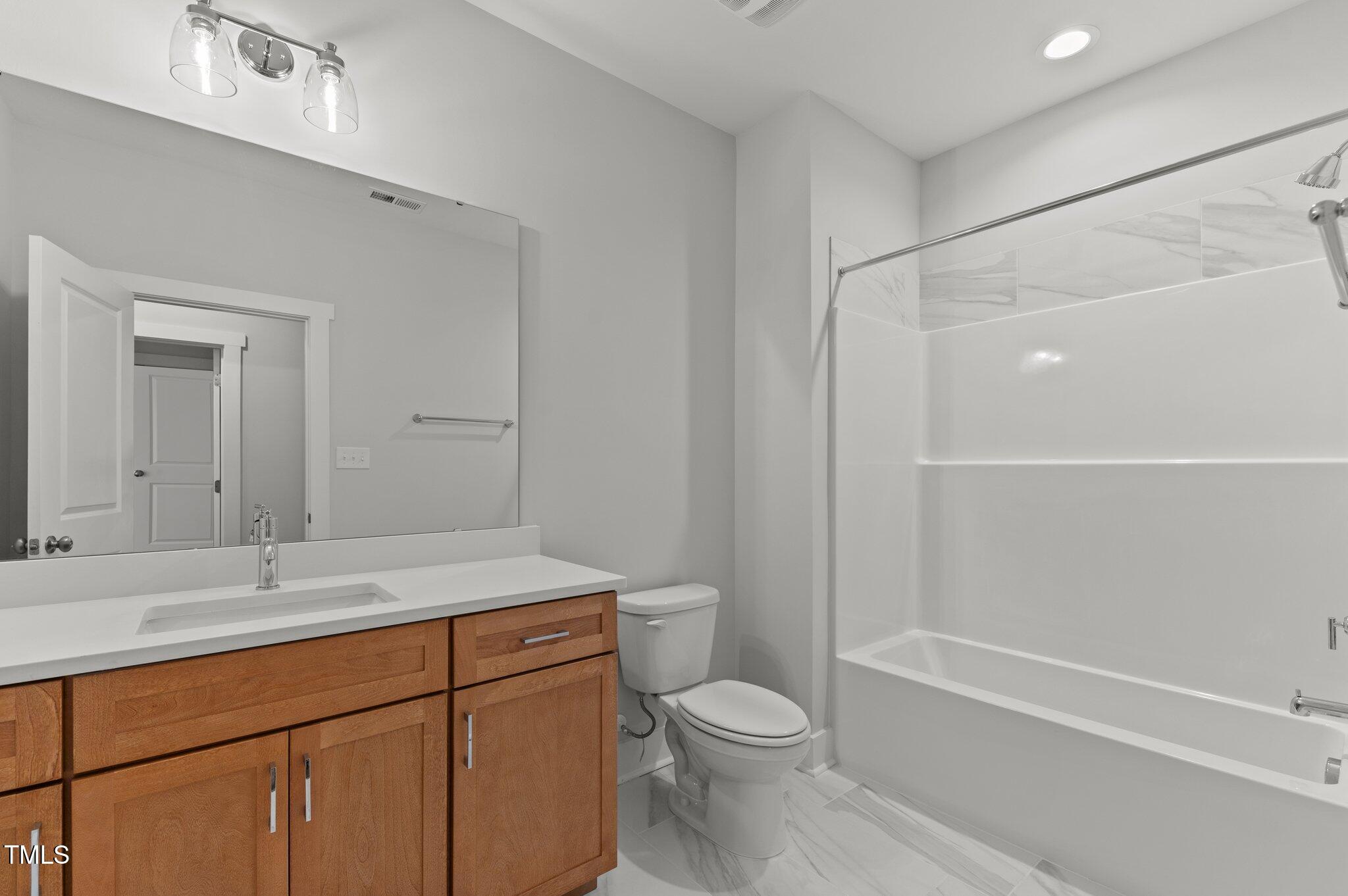 507 Excelsior Court Property Photo 16