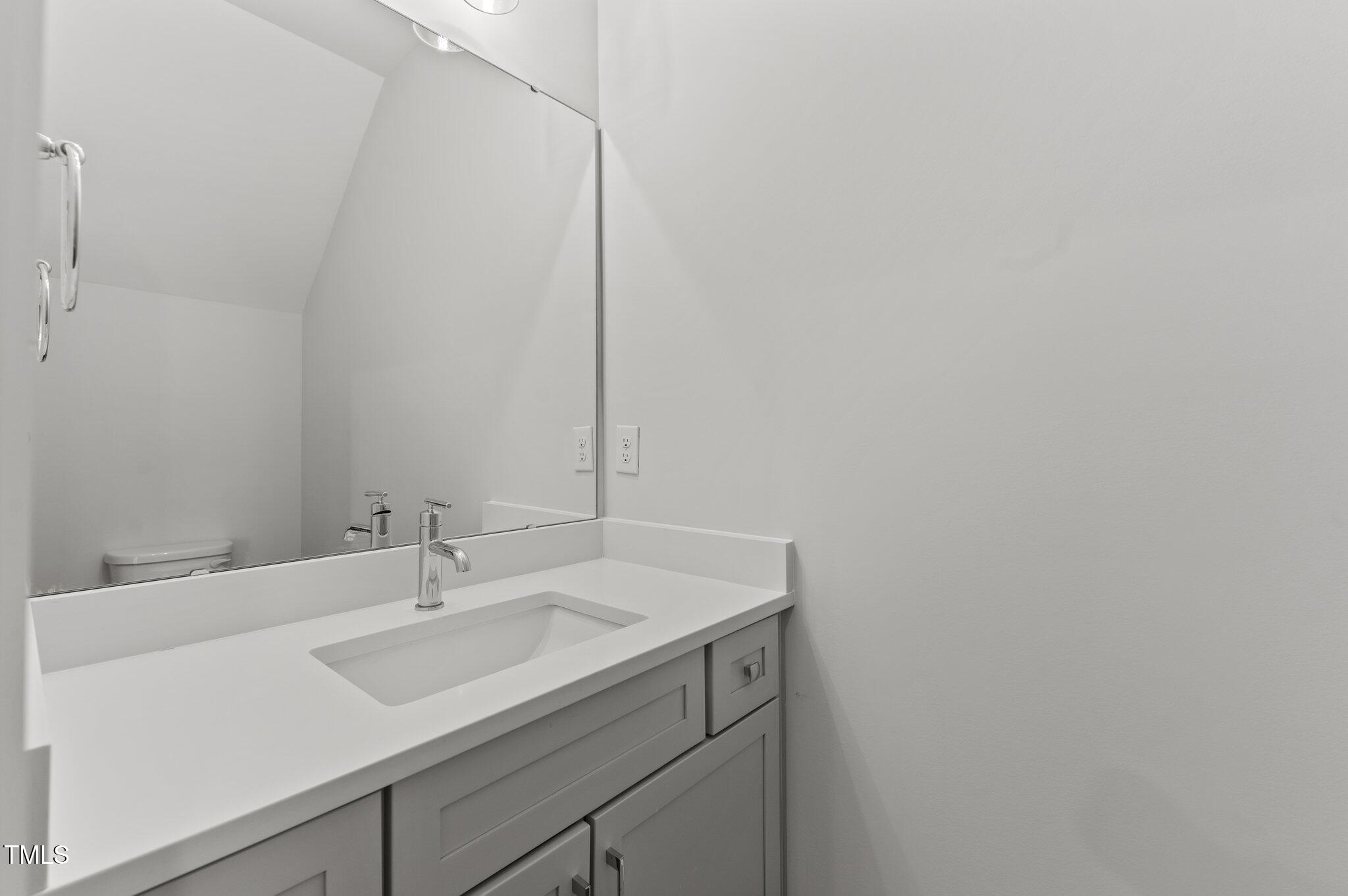 507 Excelsior Court Property Photo 19