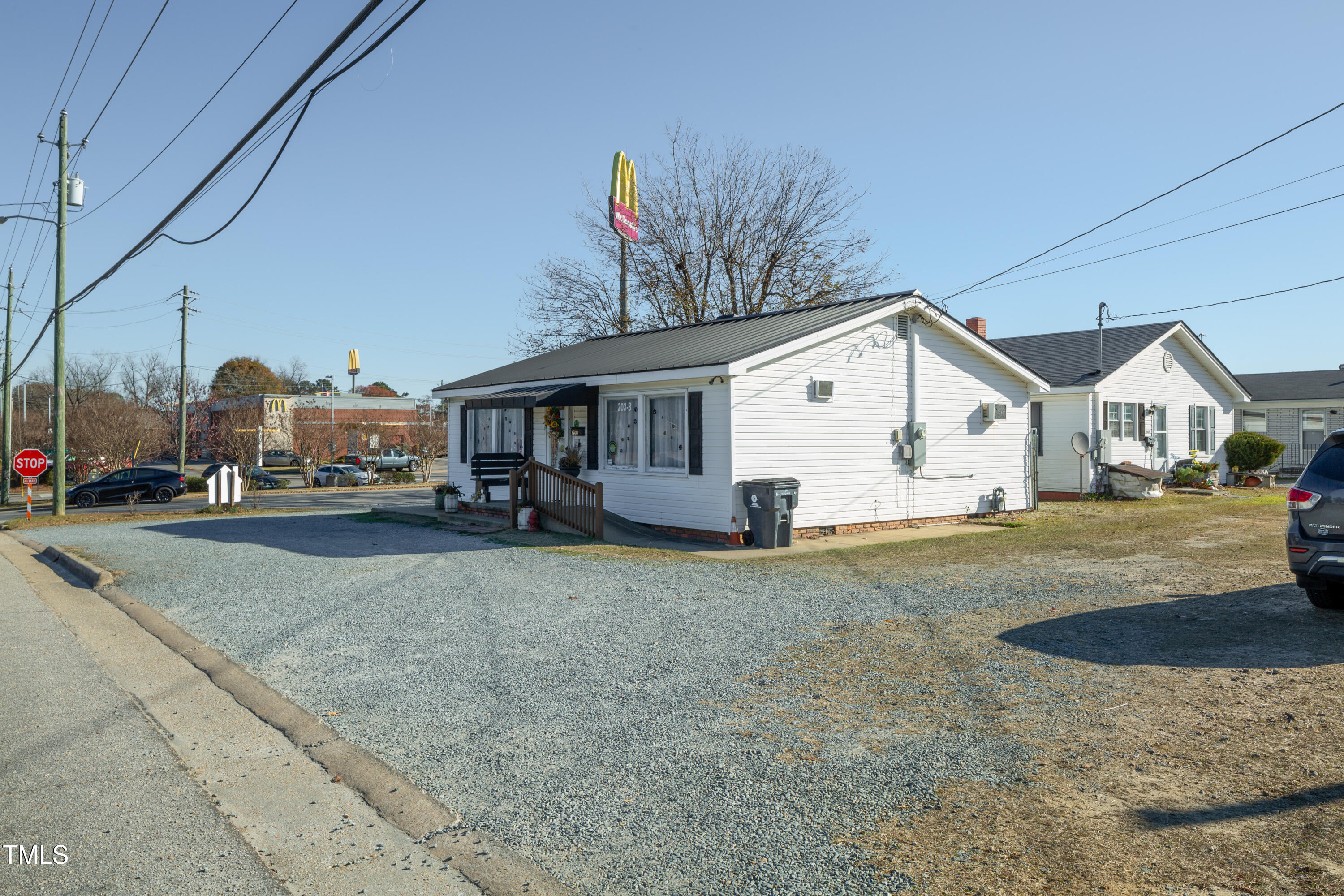 203 S Dunn Street Property Photo 6