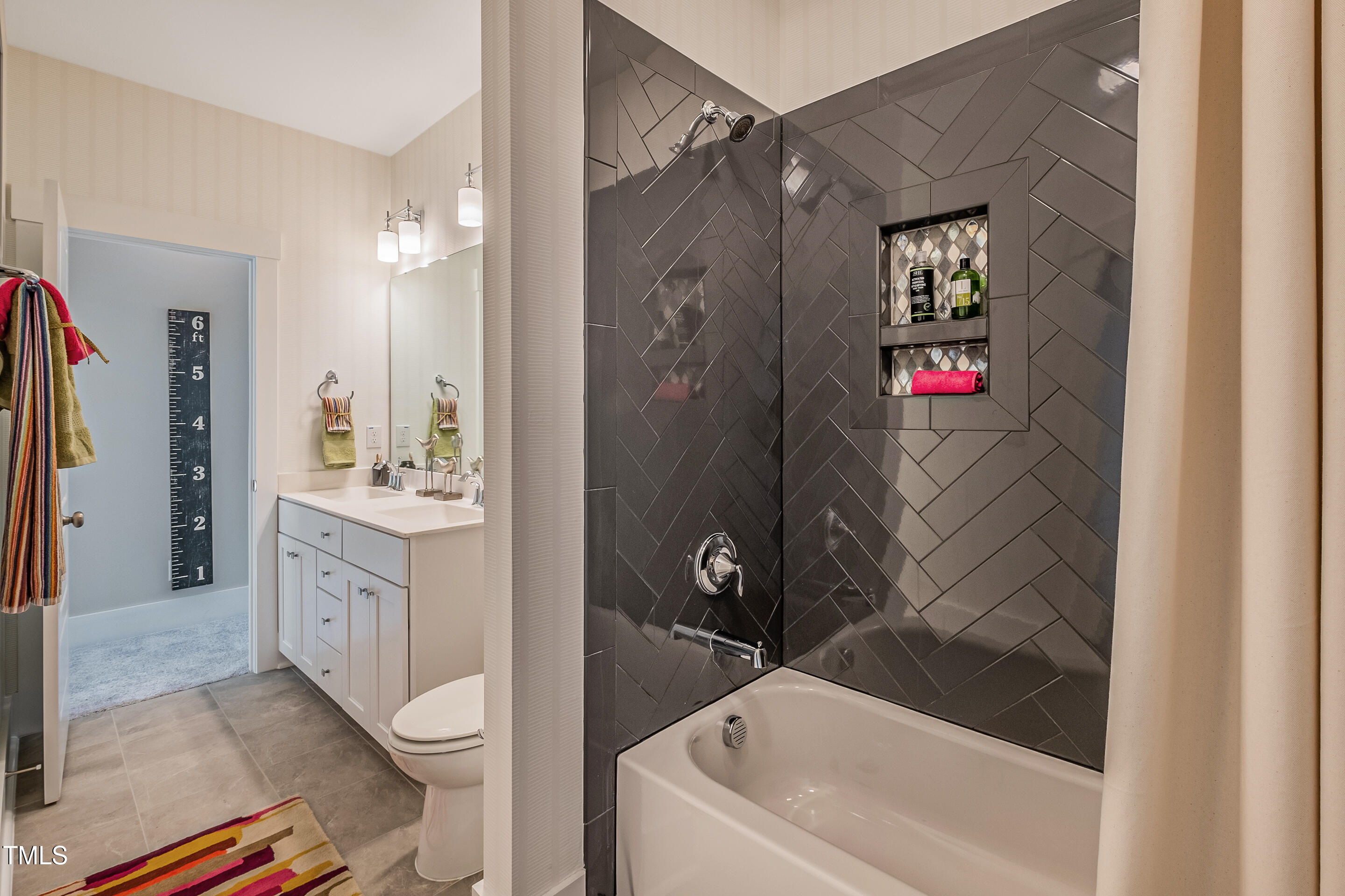 3177 Armeria Drive Property Photo 40