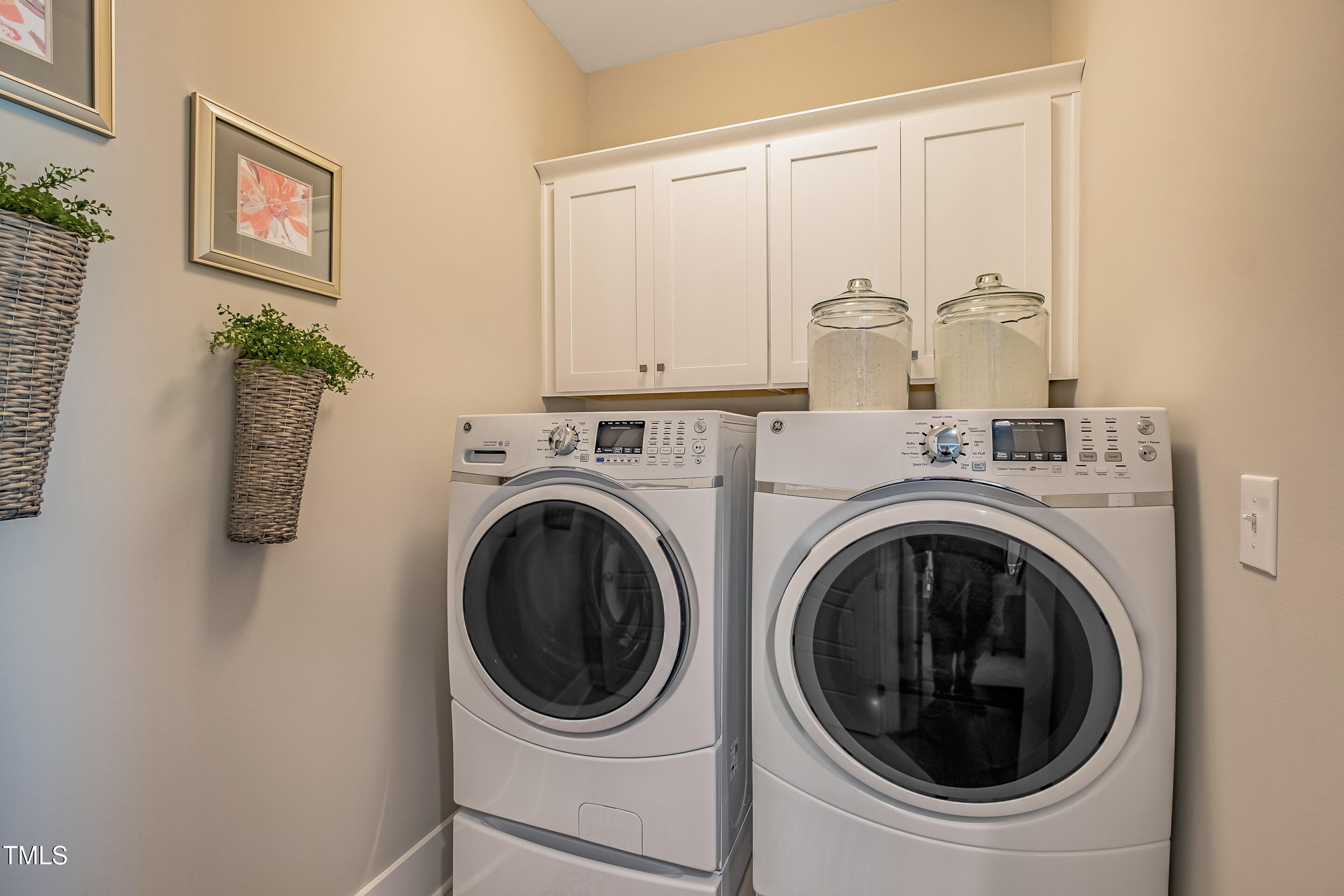 3177 Armeria Drive Property Photo 44