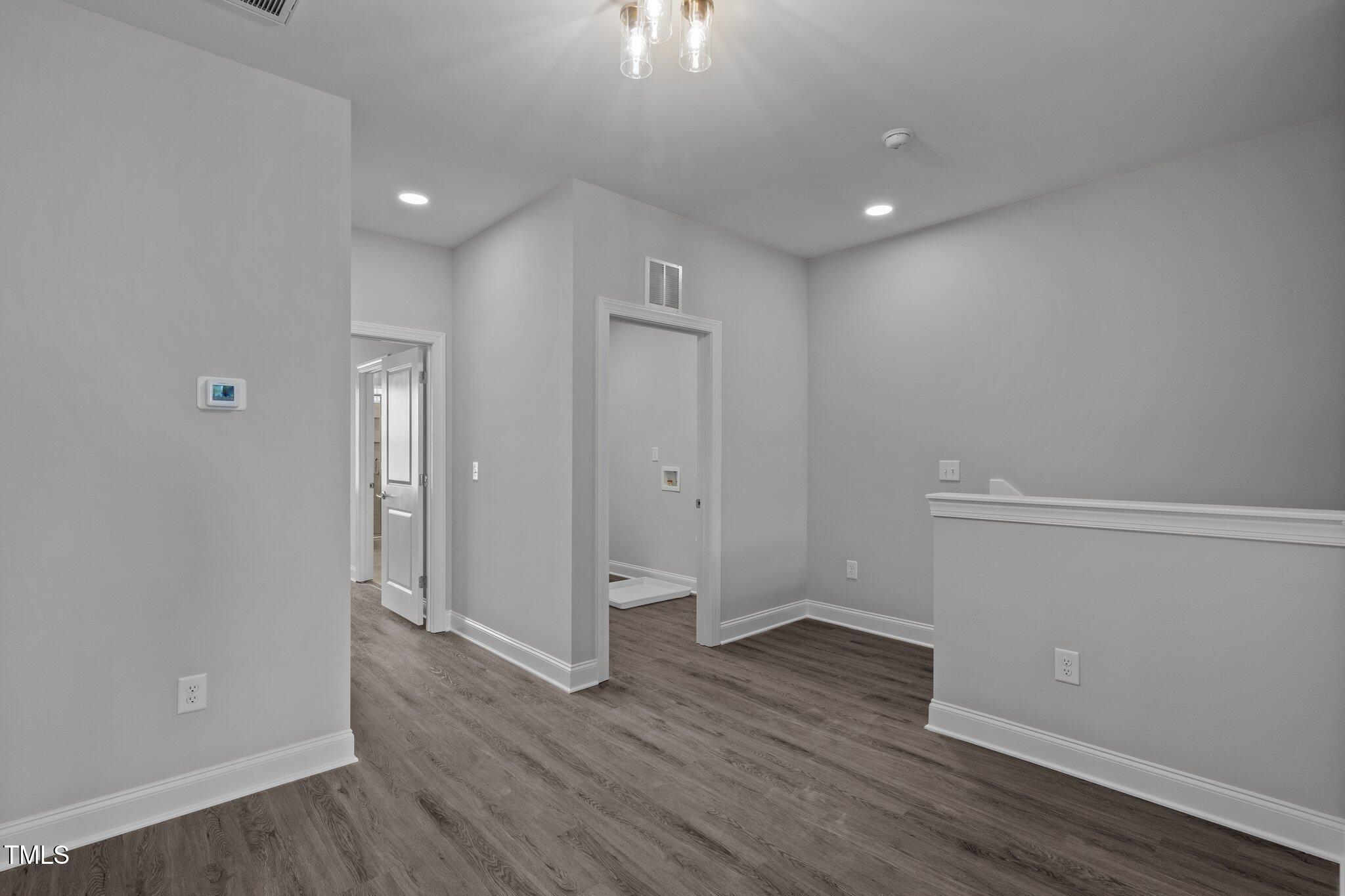 707 Jamescroft Way Property Photo 13