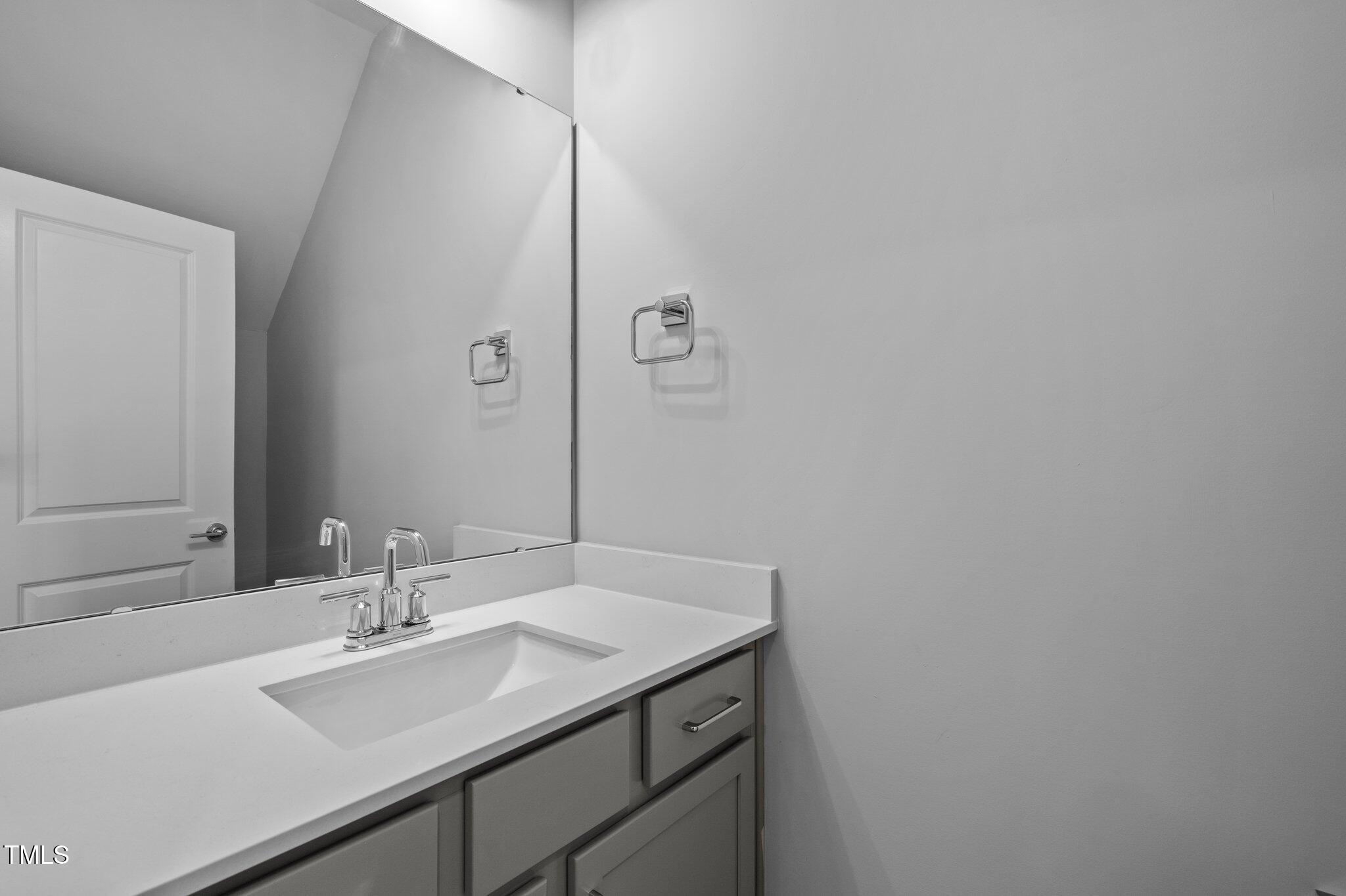 703 Jamescroft Way Property Photo 16