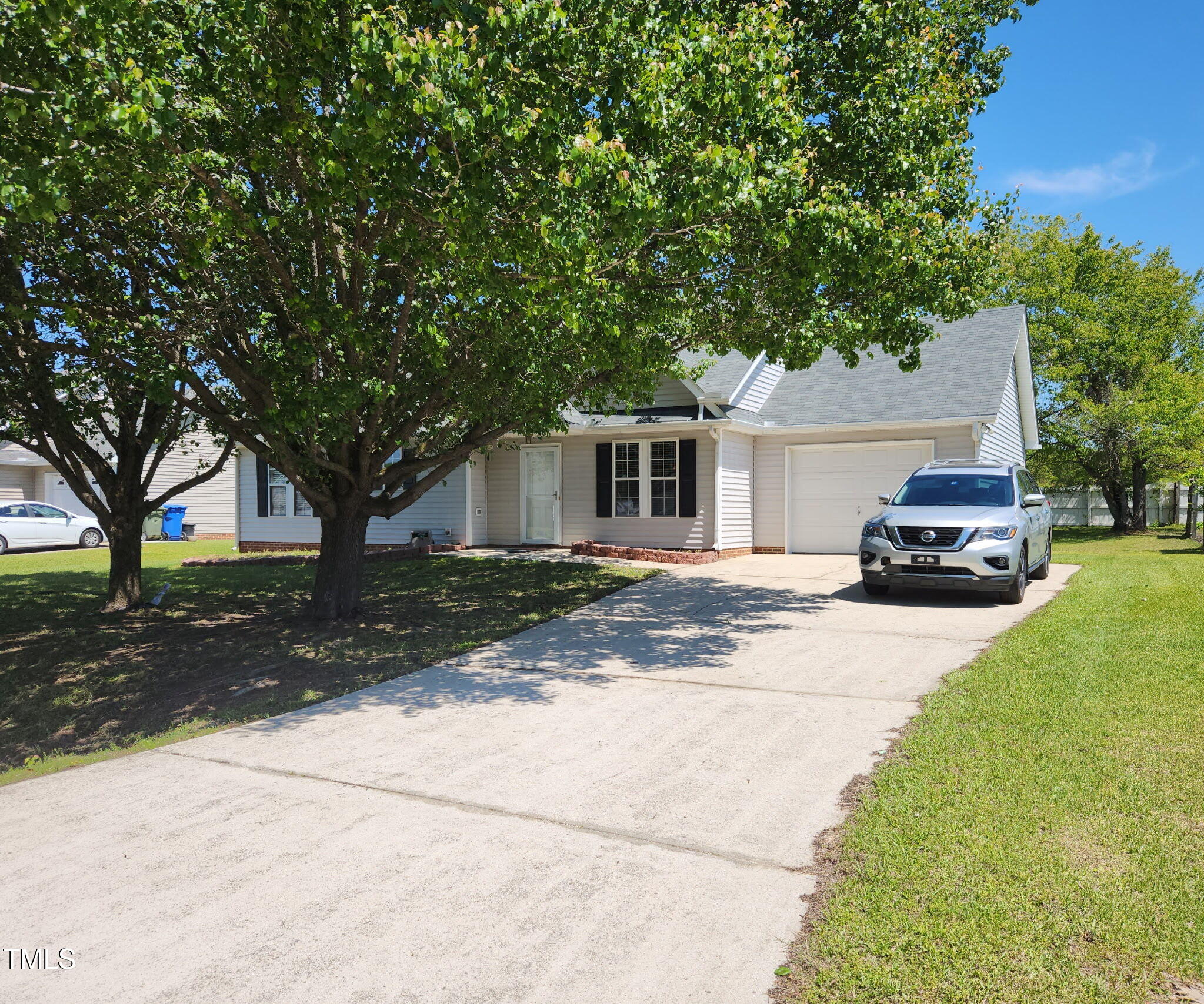 113 S Friars Chase Lane Property Photo 4