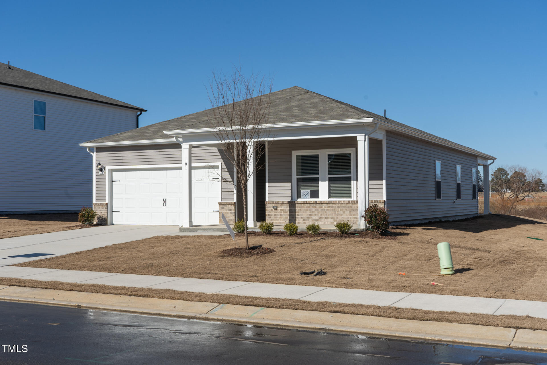 101 White Birch Lane Property Photo 3