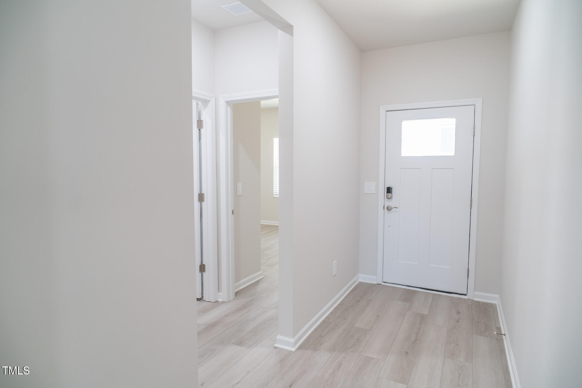 101 White Birch Lane Property Photo 8