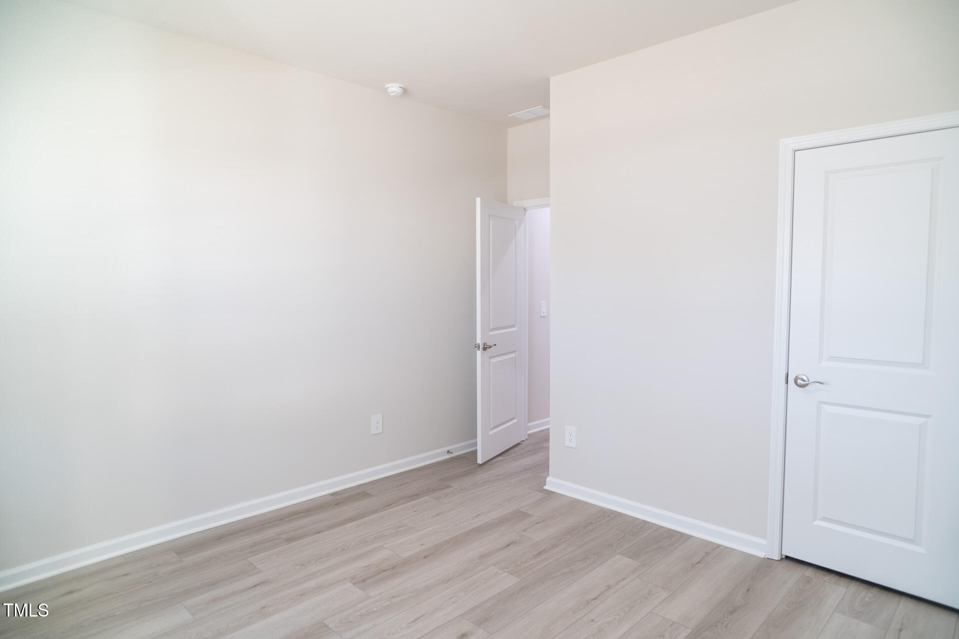 101 White Birch Lane Property Photo 10