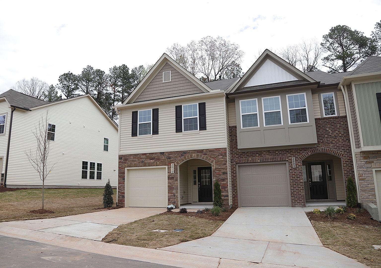 2010 Solana Woods Drive Property Photo