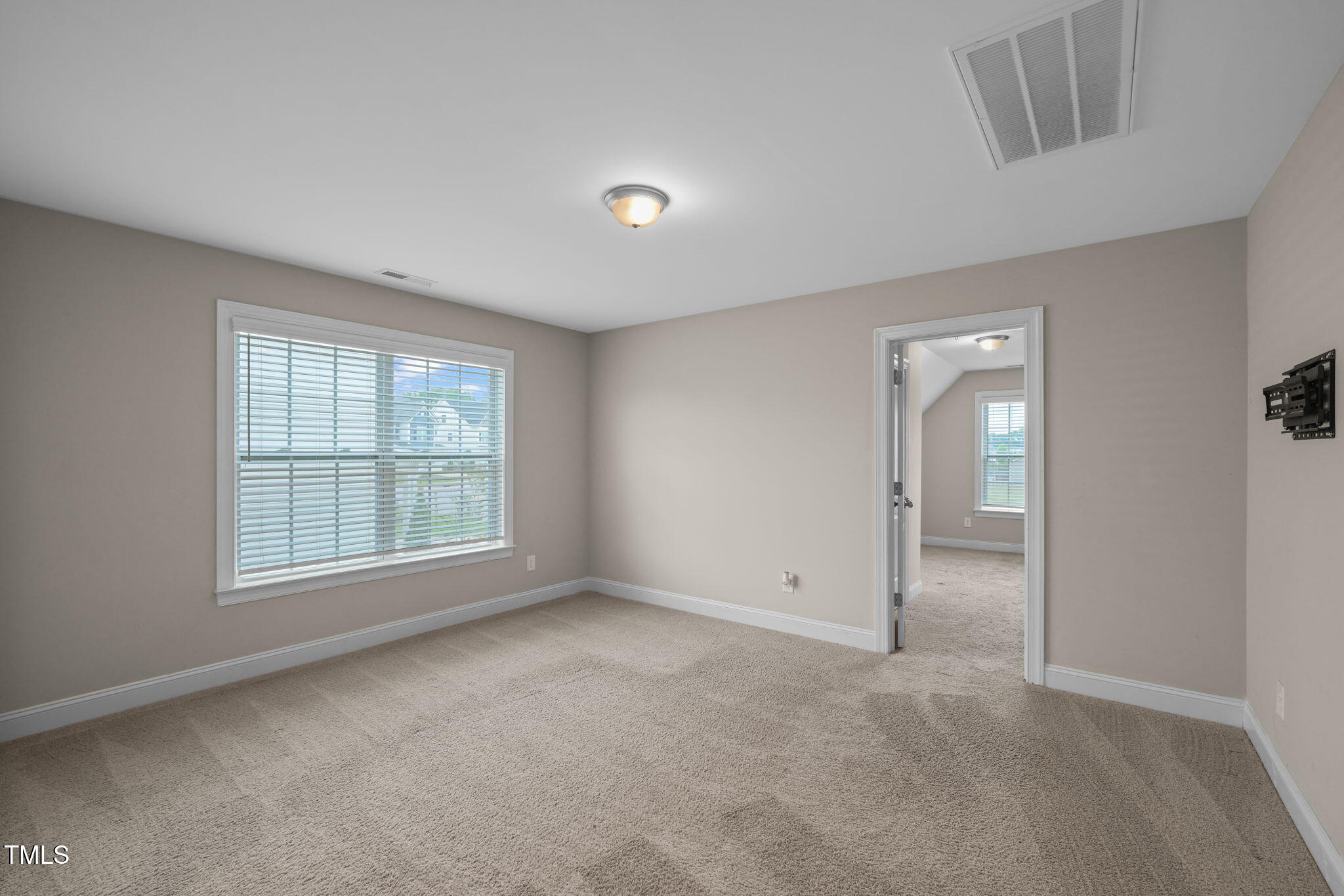 111 Laporte Path Property Photo 19