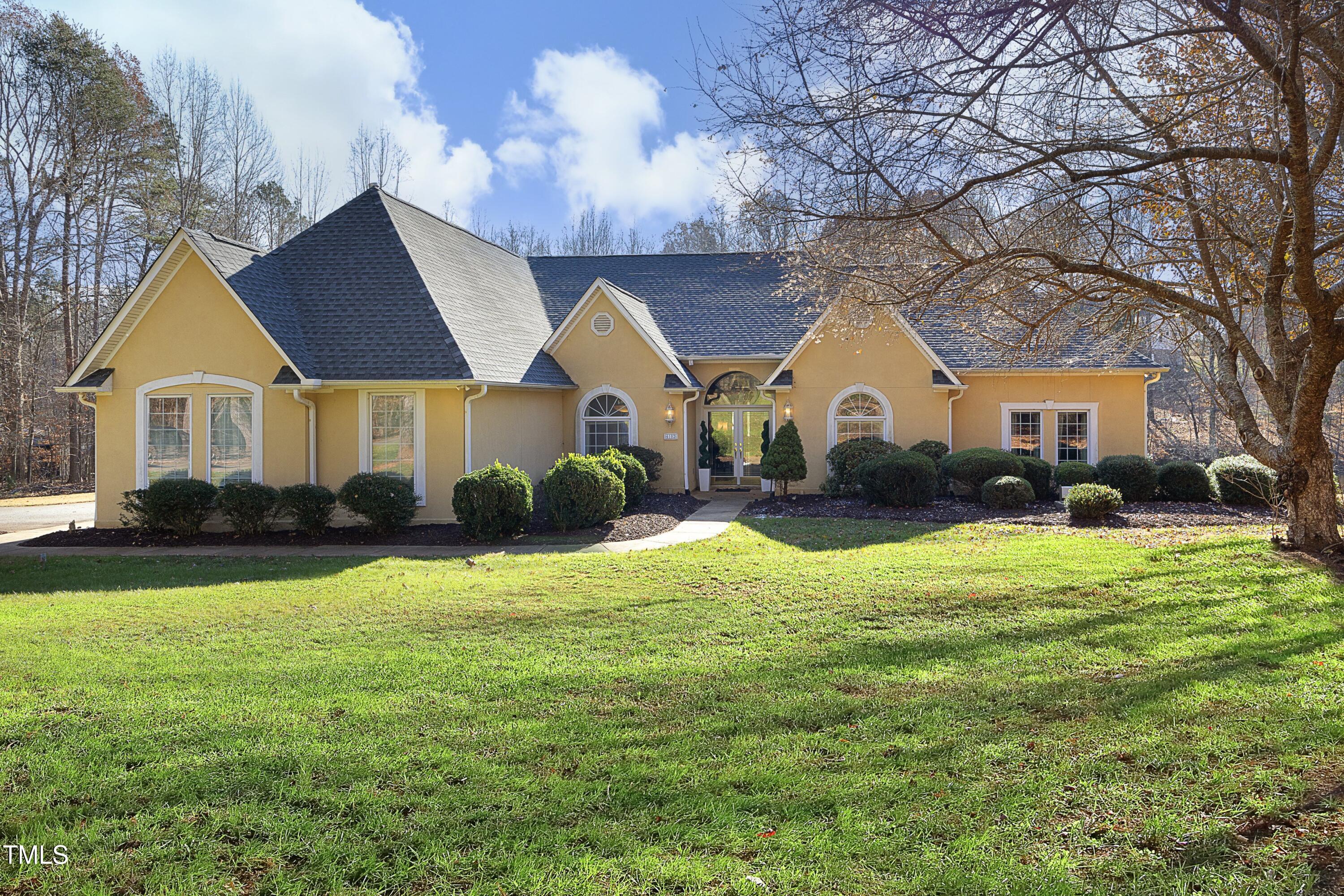 6102 Corbett Road Property Photo