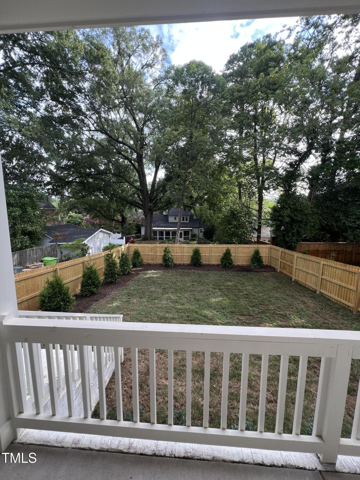 3302.5 Hall Place Property Photo 4