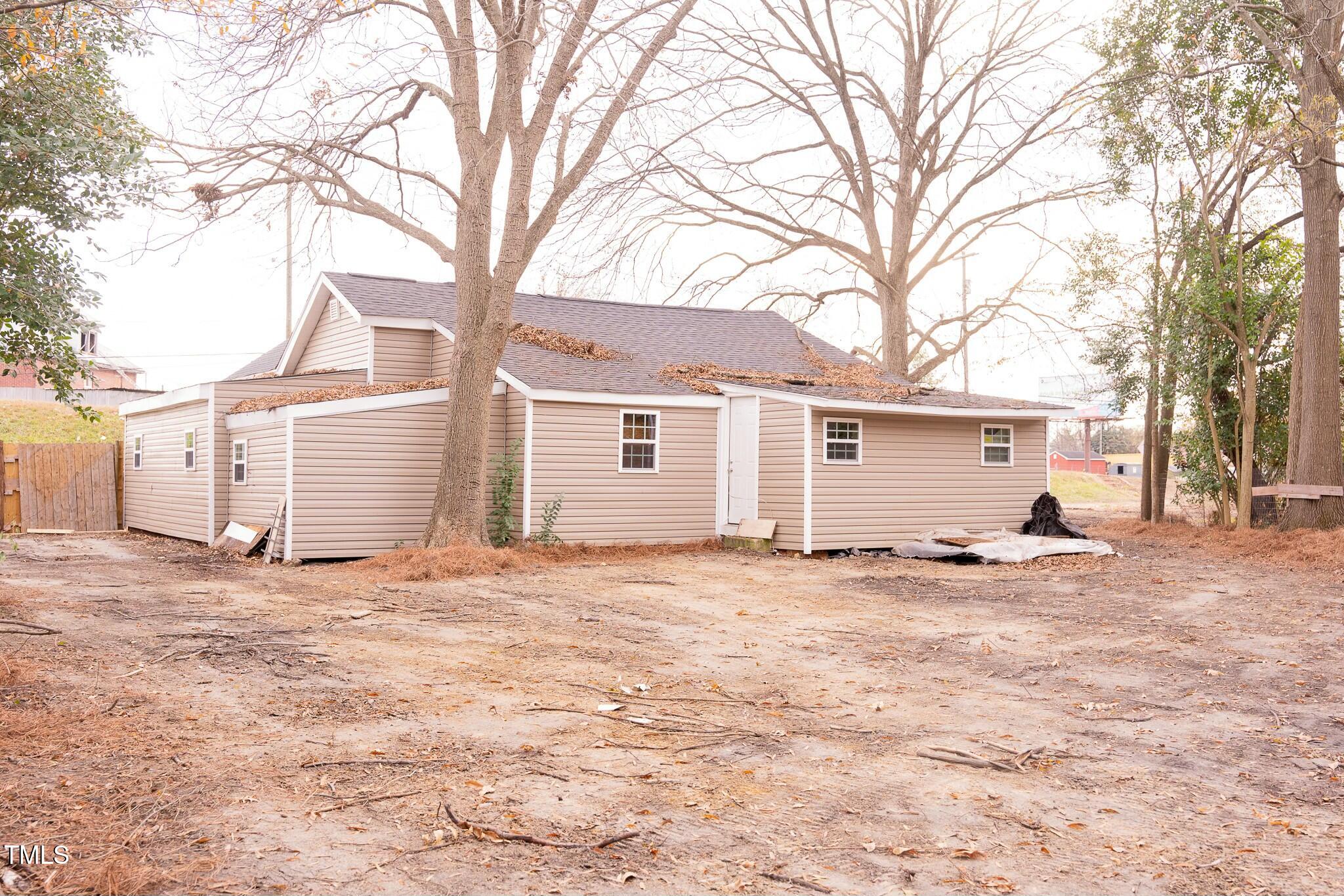 234 W Raleigh Boulevard Property Photo 2