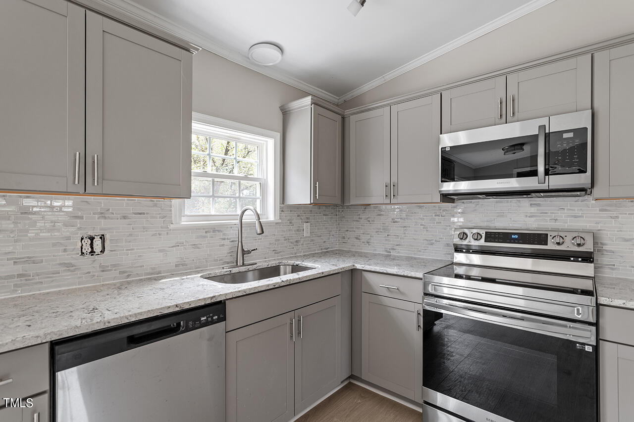 123 Falling Tree Road Property Photo 10