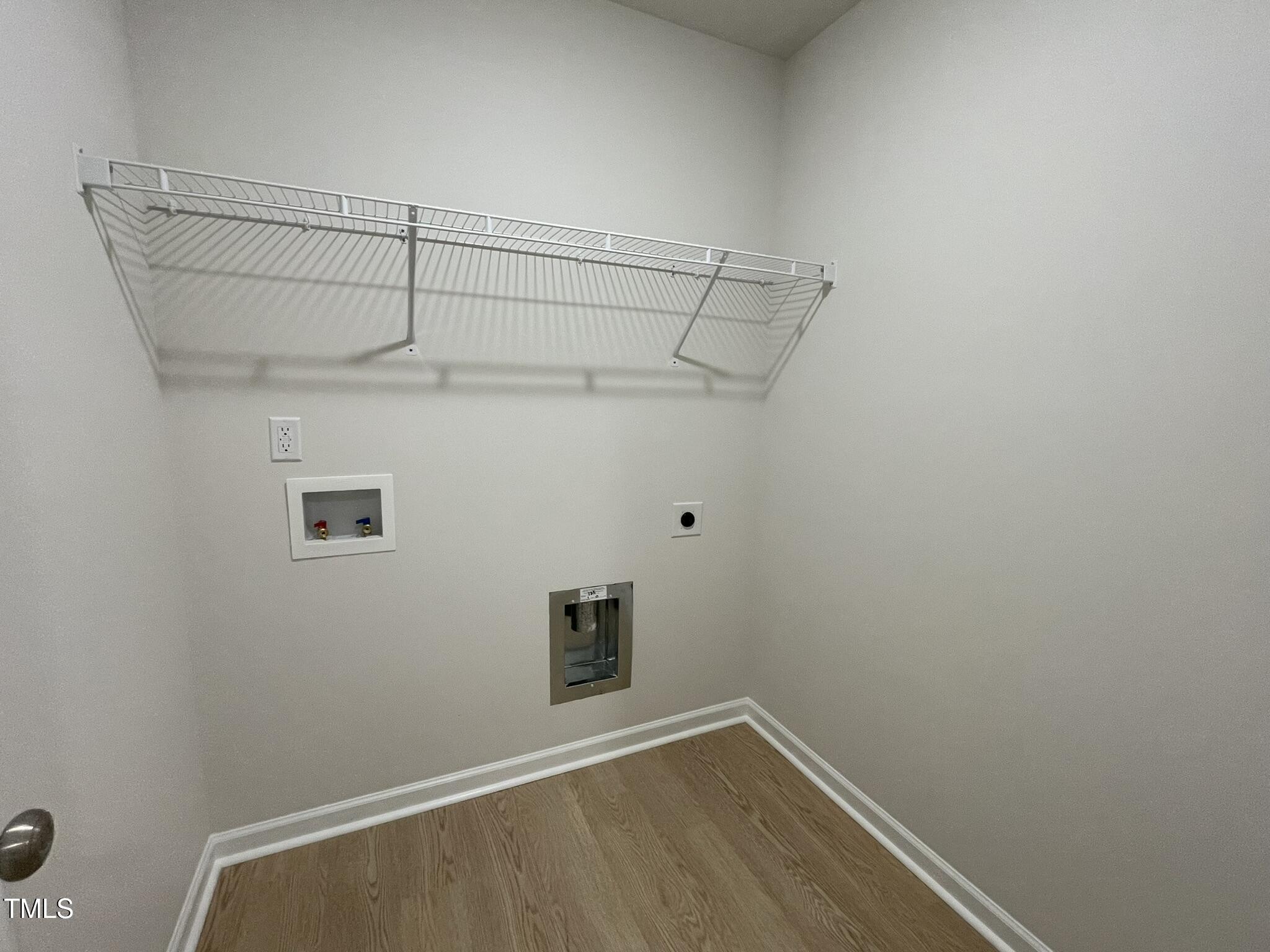 172 Tulipfield Way Property Photo 9