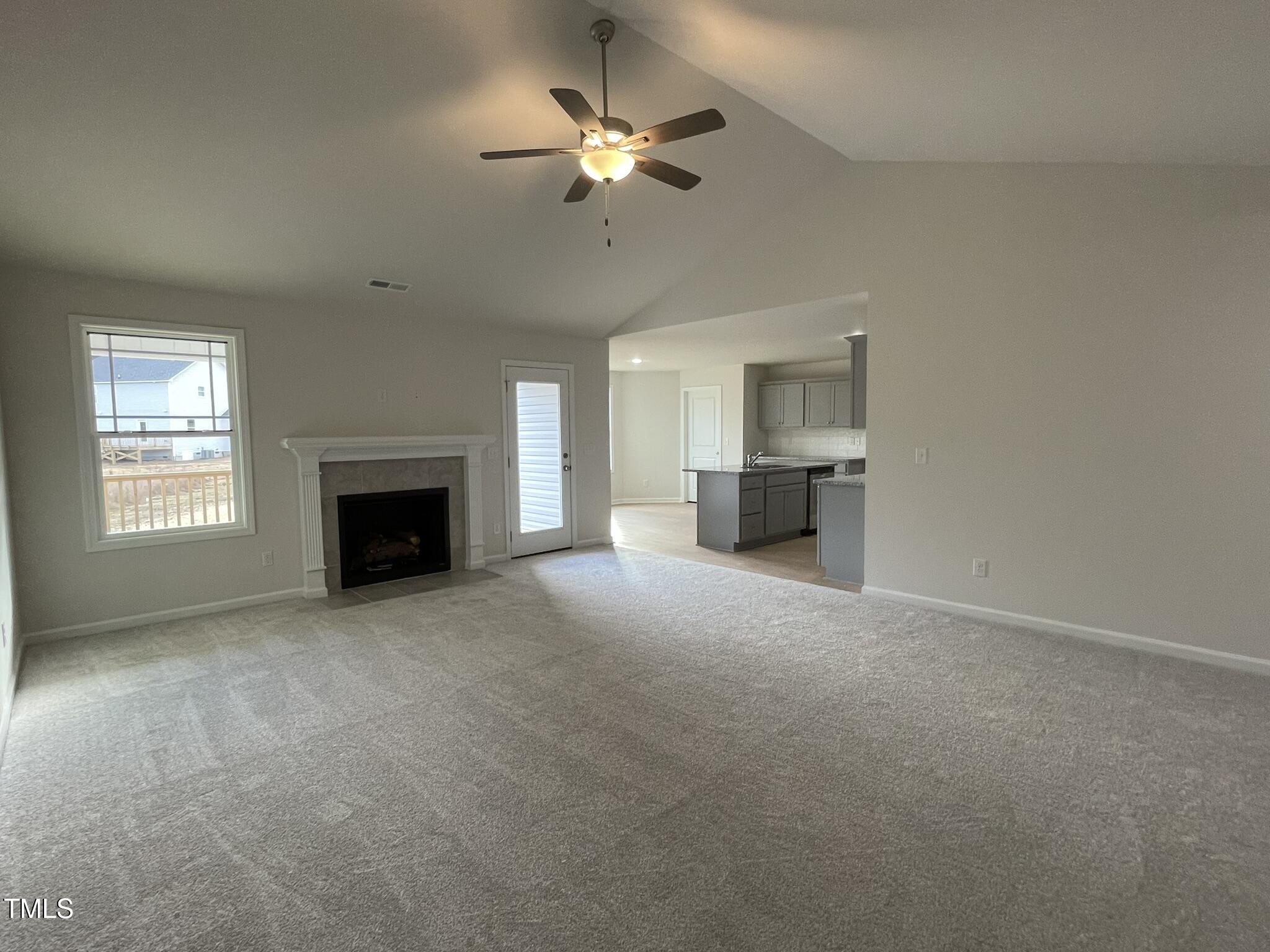 172 Tulipfield Way Property Photo 10