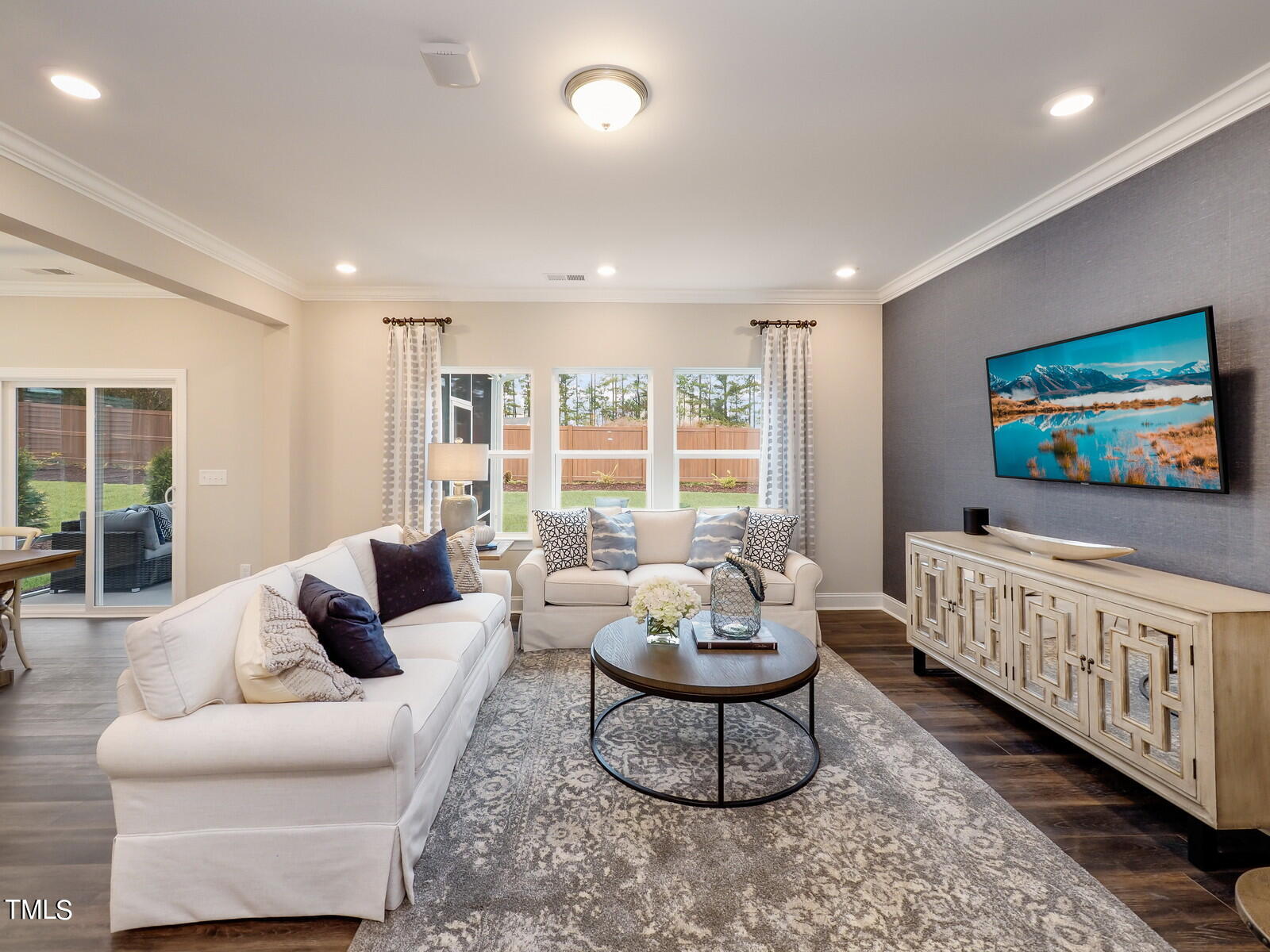 2208 Birdhouse Lane Property Photo 8