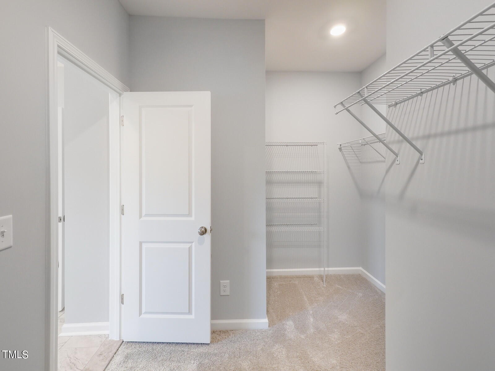 2208 Birdhouse Lane Property Photo 16