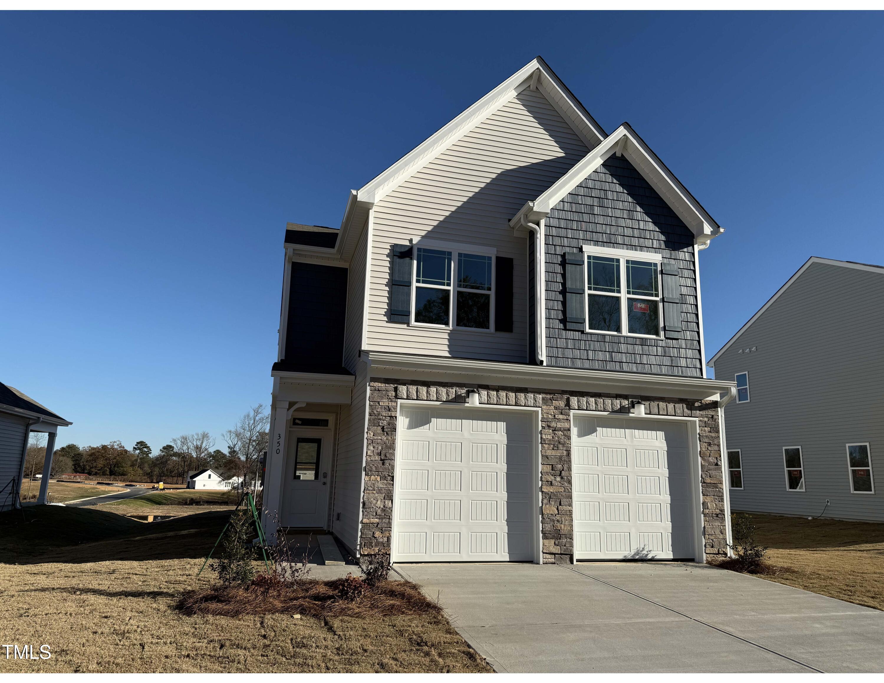 350 Tormore Property Photo 3