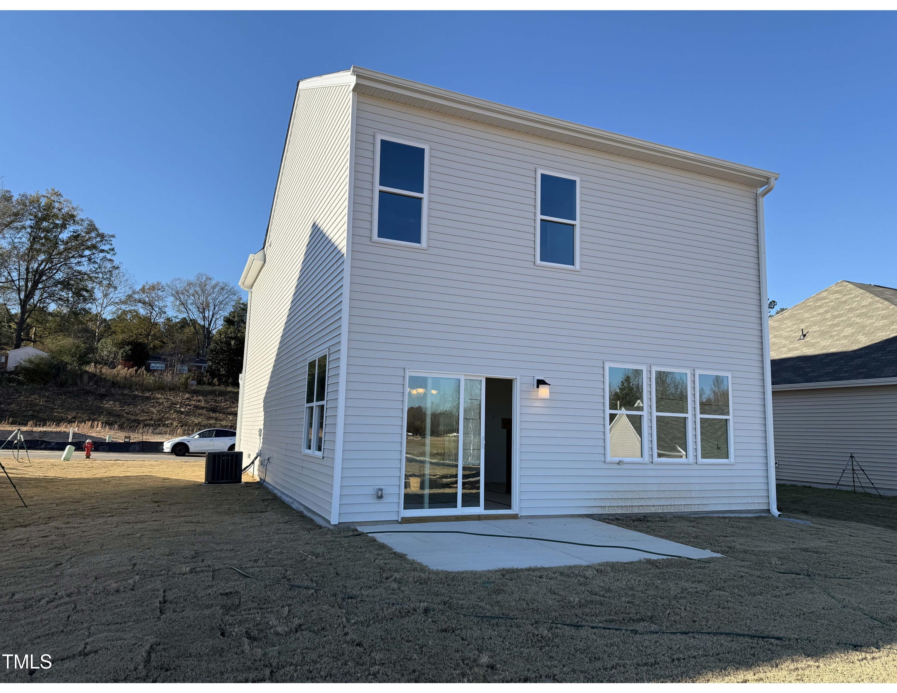 350 Tormore Property Photo 4