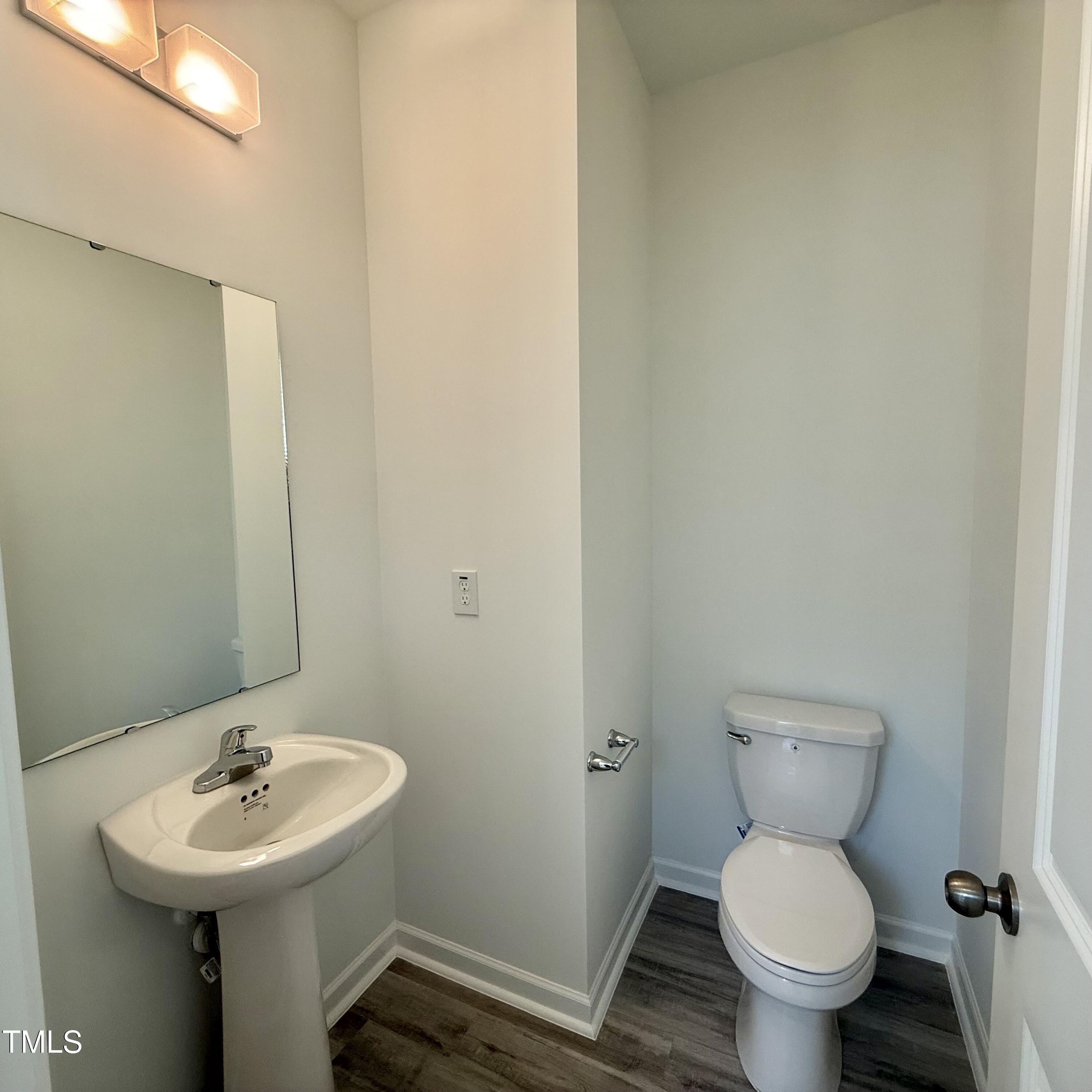 350 Tormore Property Photo 12