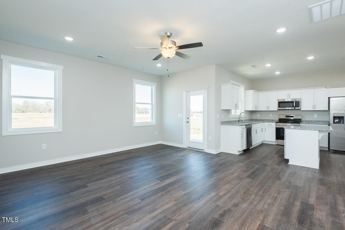 4055 Pope Farm Road Property Photo 2