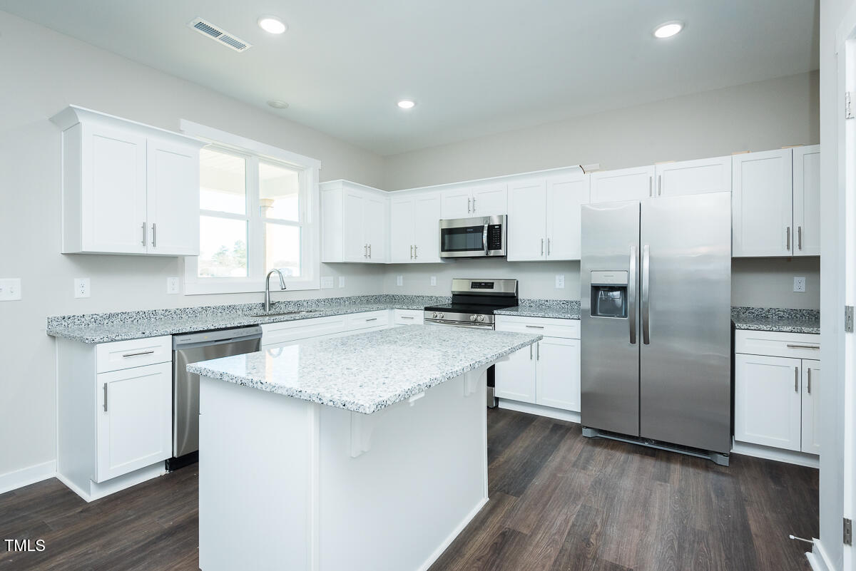 4055 Pope Farm Road Property Photo 4