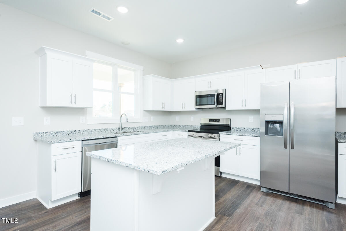 4055 Pope Farm Road Property Photo 6