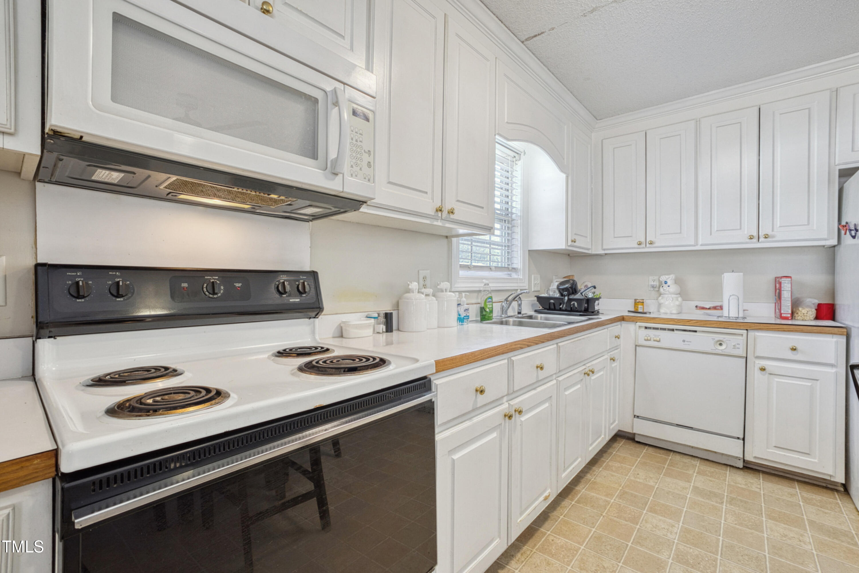 512 Drexel Road Property Photo 7