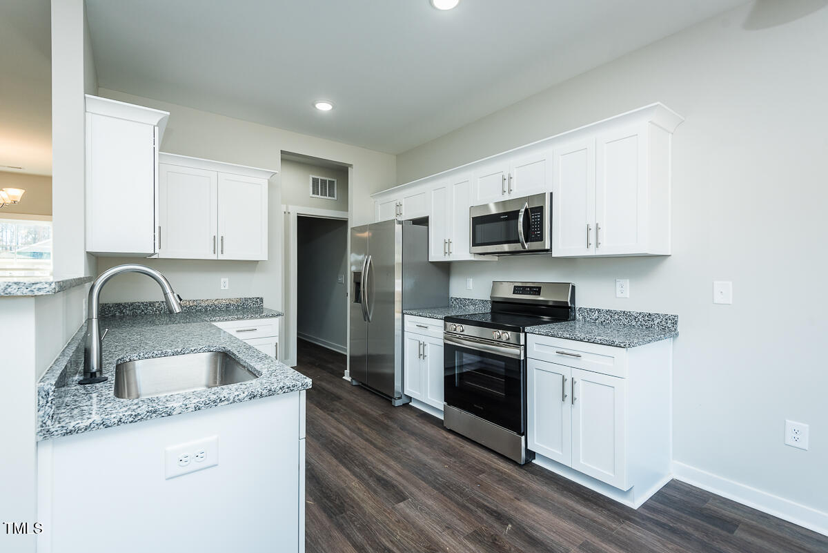 4149 Pope Farm Road Property Photo 2