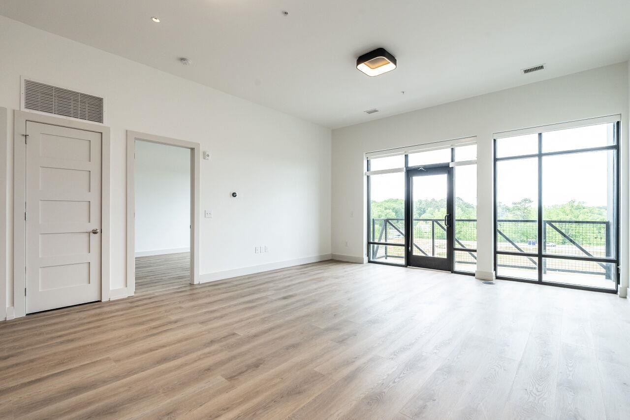 120 Mosaic Boulevard # 307 Property Photo 15