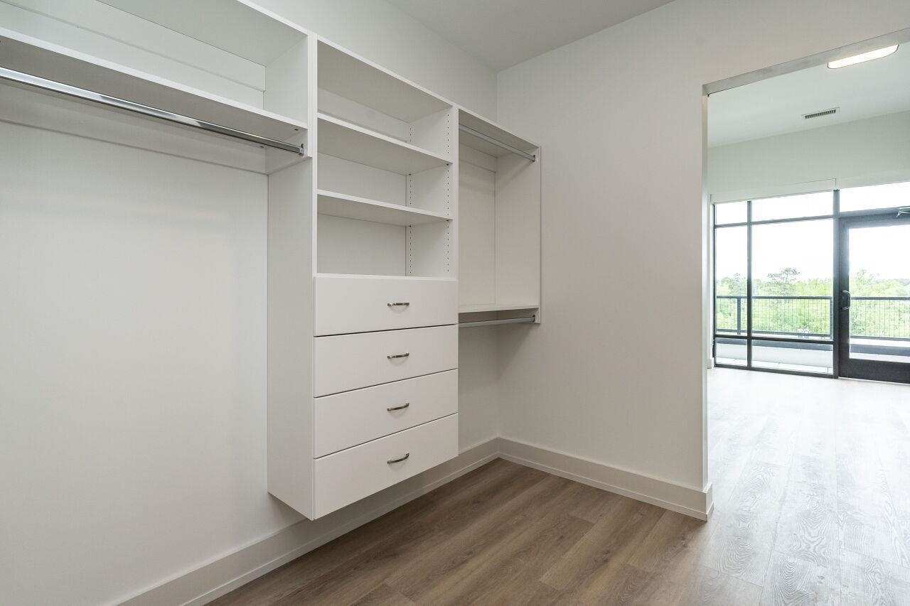120 Mosaic Boulevard # 307 Property Photo 20