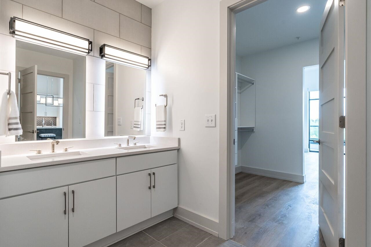 120 Mosaic Boulevard # 307 Property Photo 24