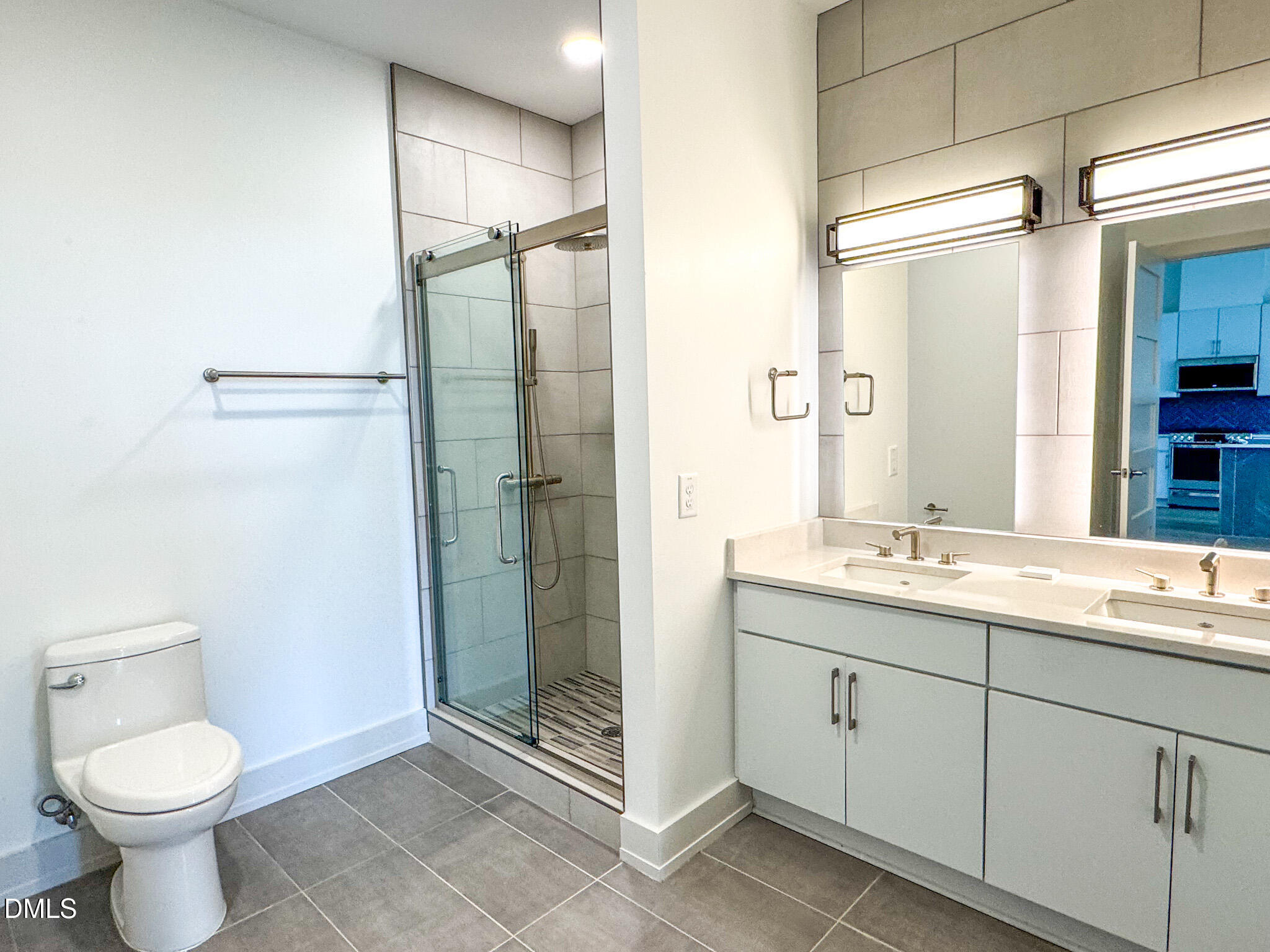 120 Mosaic Boulevard 307 Property Photo 2