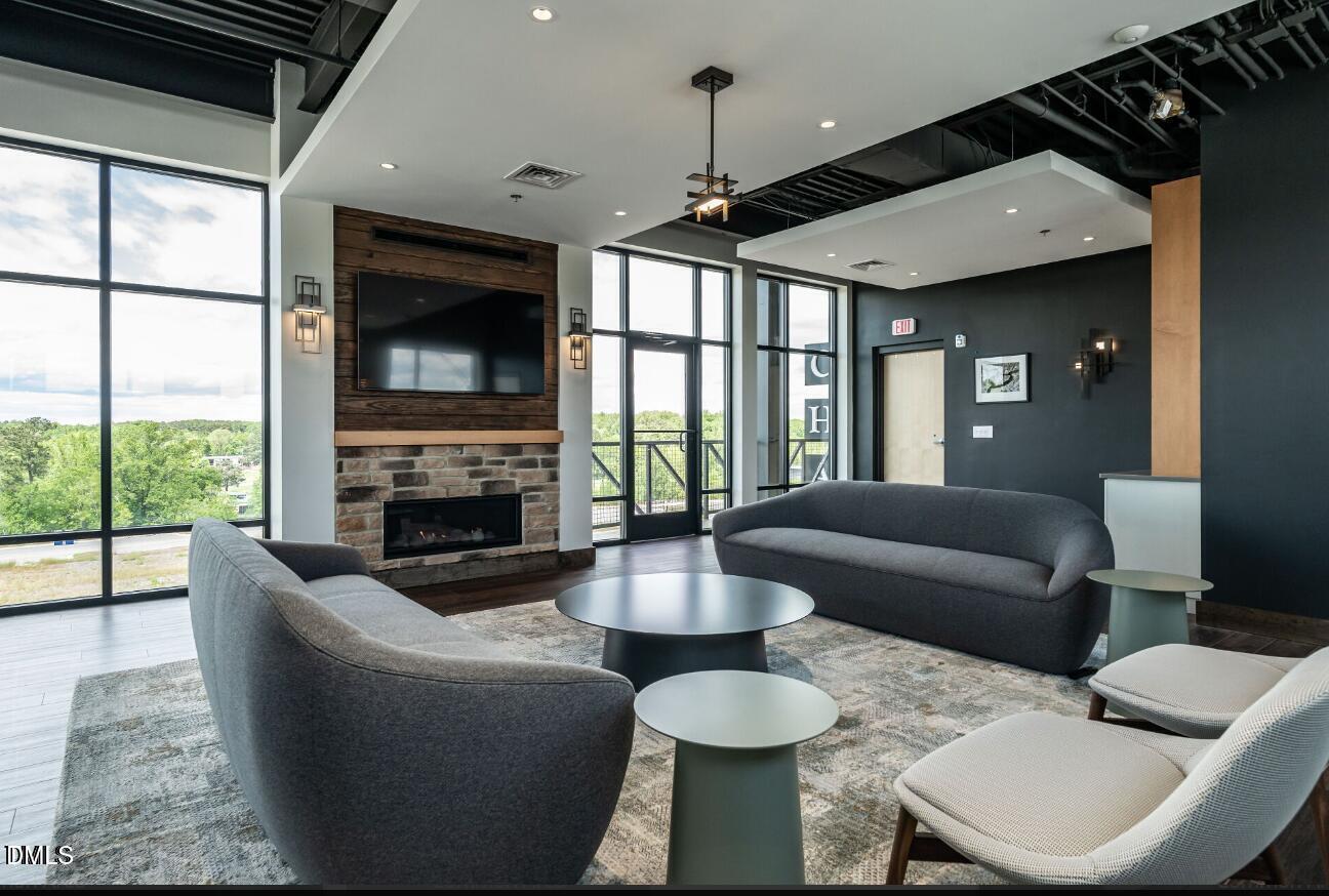 120 Mosaic Boulevard 307 Property Photo 11