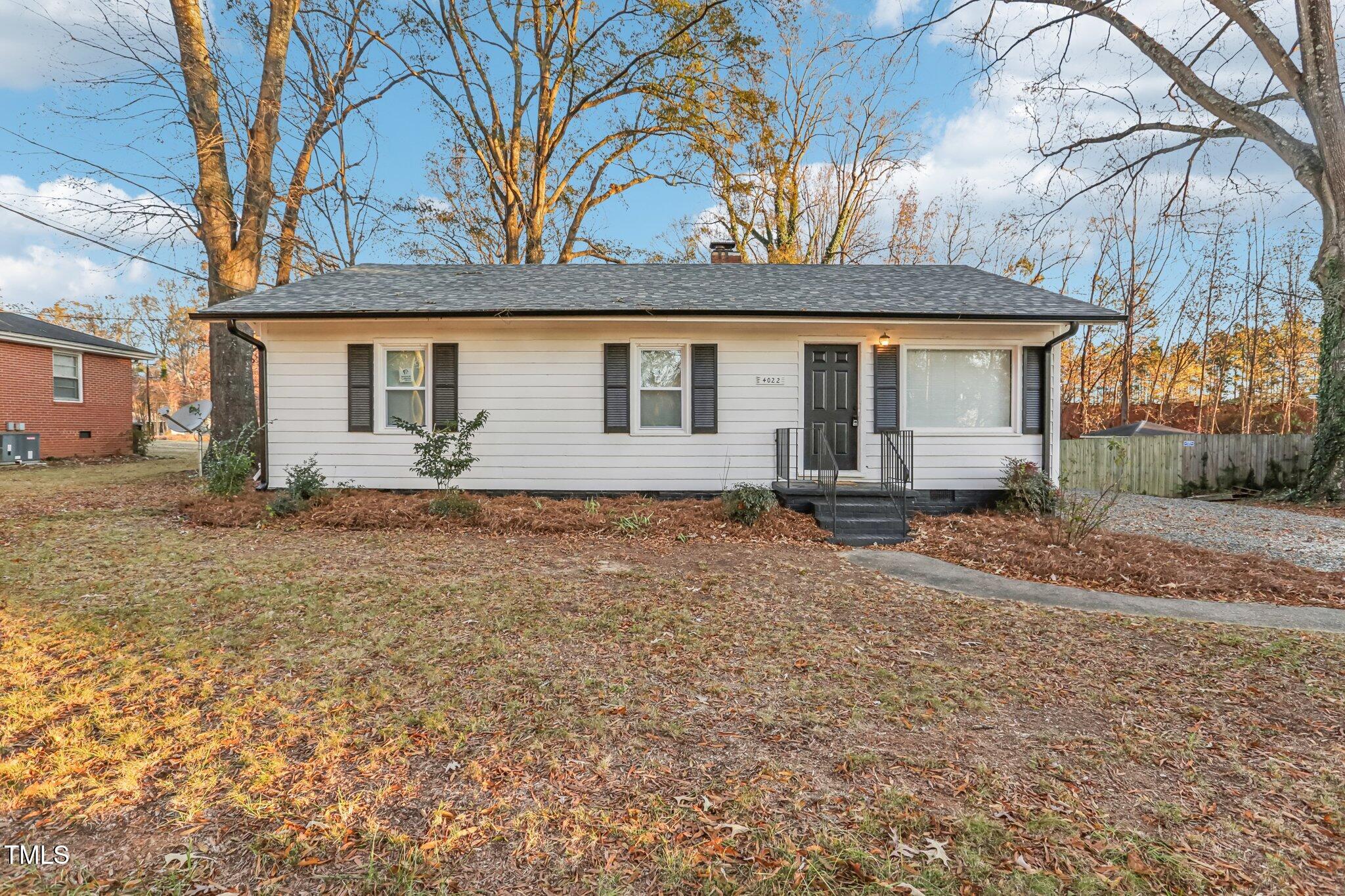 4022 Neal Road Property Photo 1