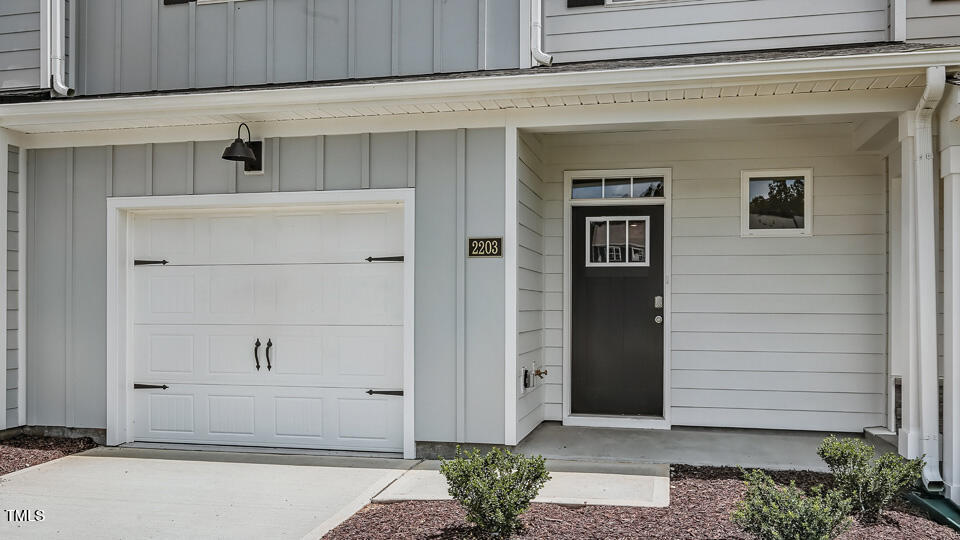 2203 Carcillar Drive Property Photo 4