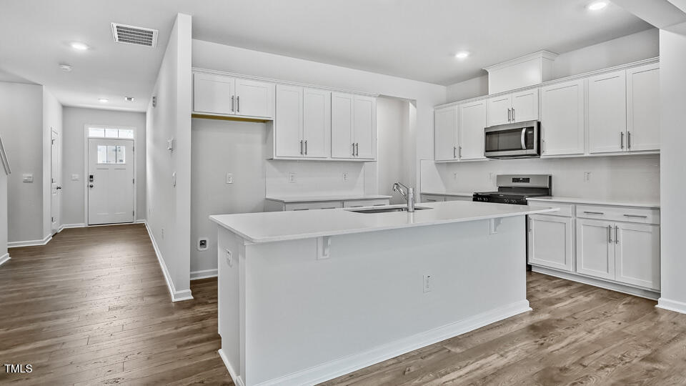 2203 Carcillar Drive Property Photo 6