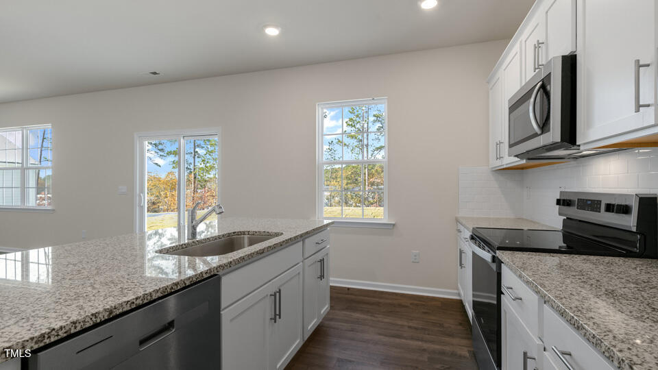 900 Canis Minor Road Property Photo 7
