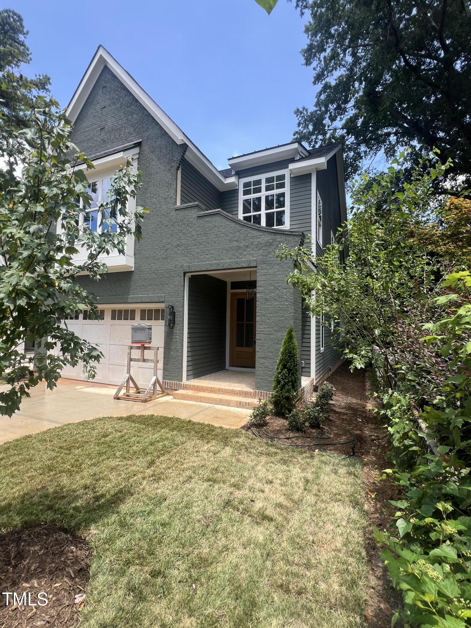 3302 Hall Place Property Photo 1