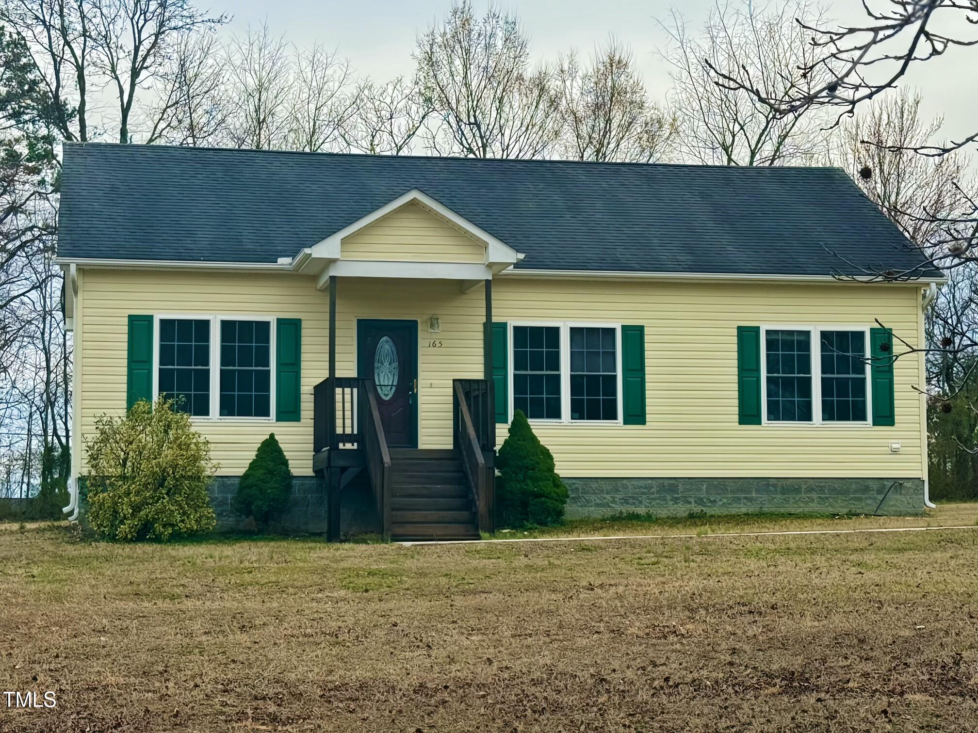165 West Lane Property Photo 1