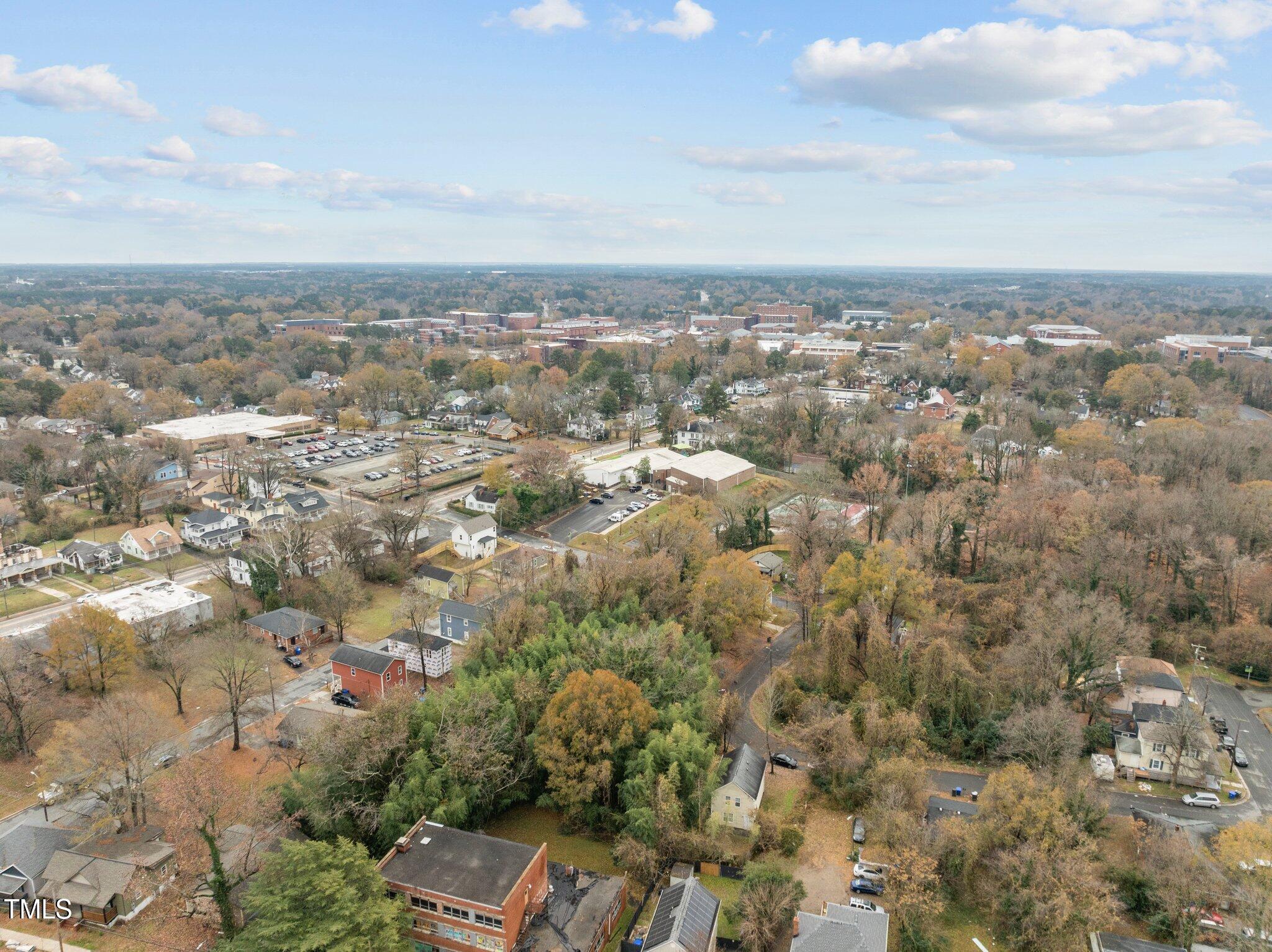 1203 Avery Street Property Photo 10