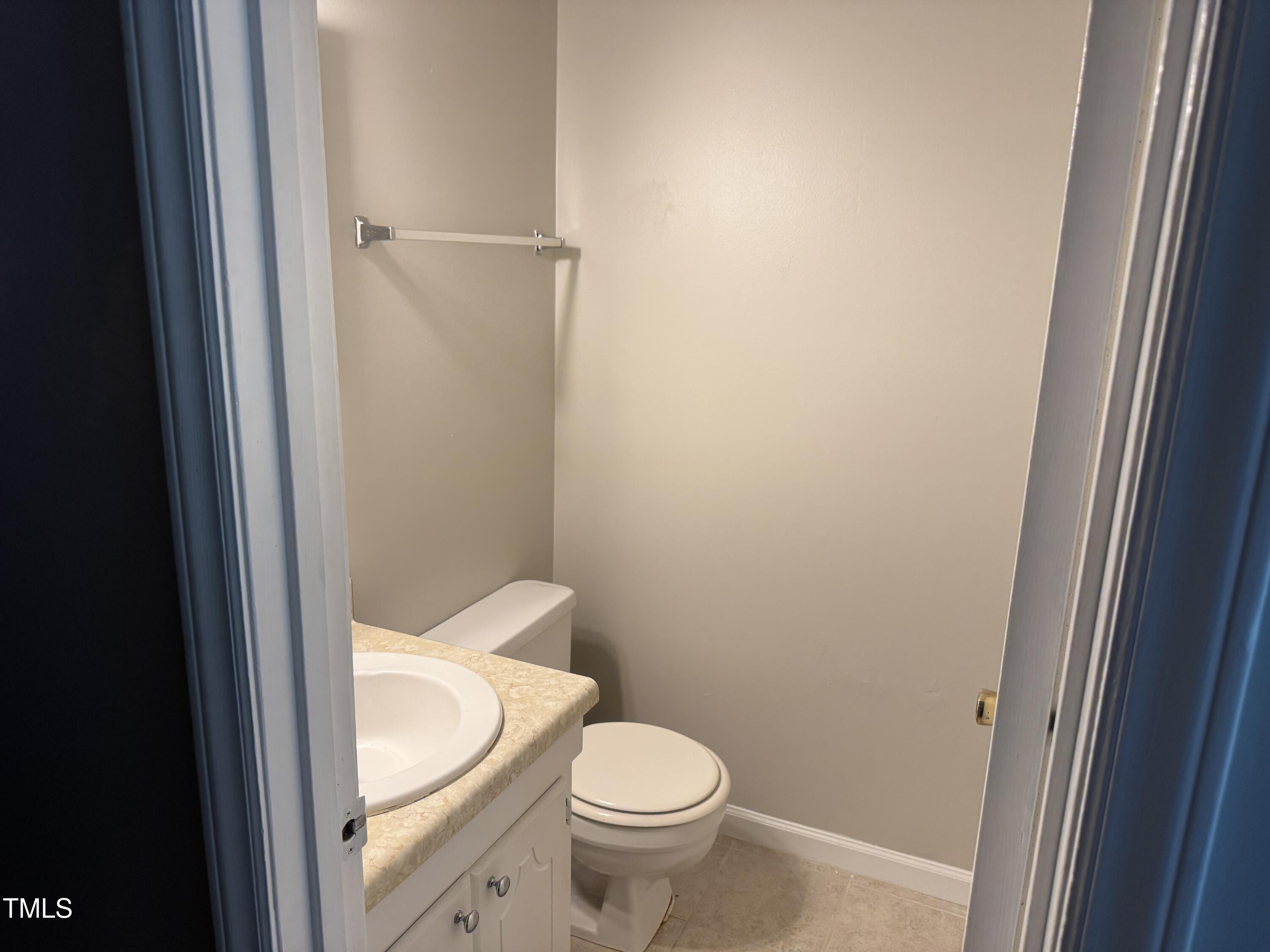 1017 Gaston Avenue Property Photo 7