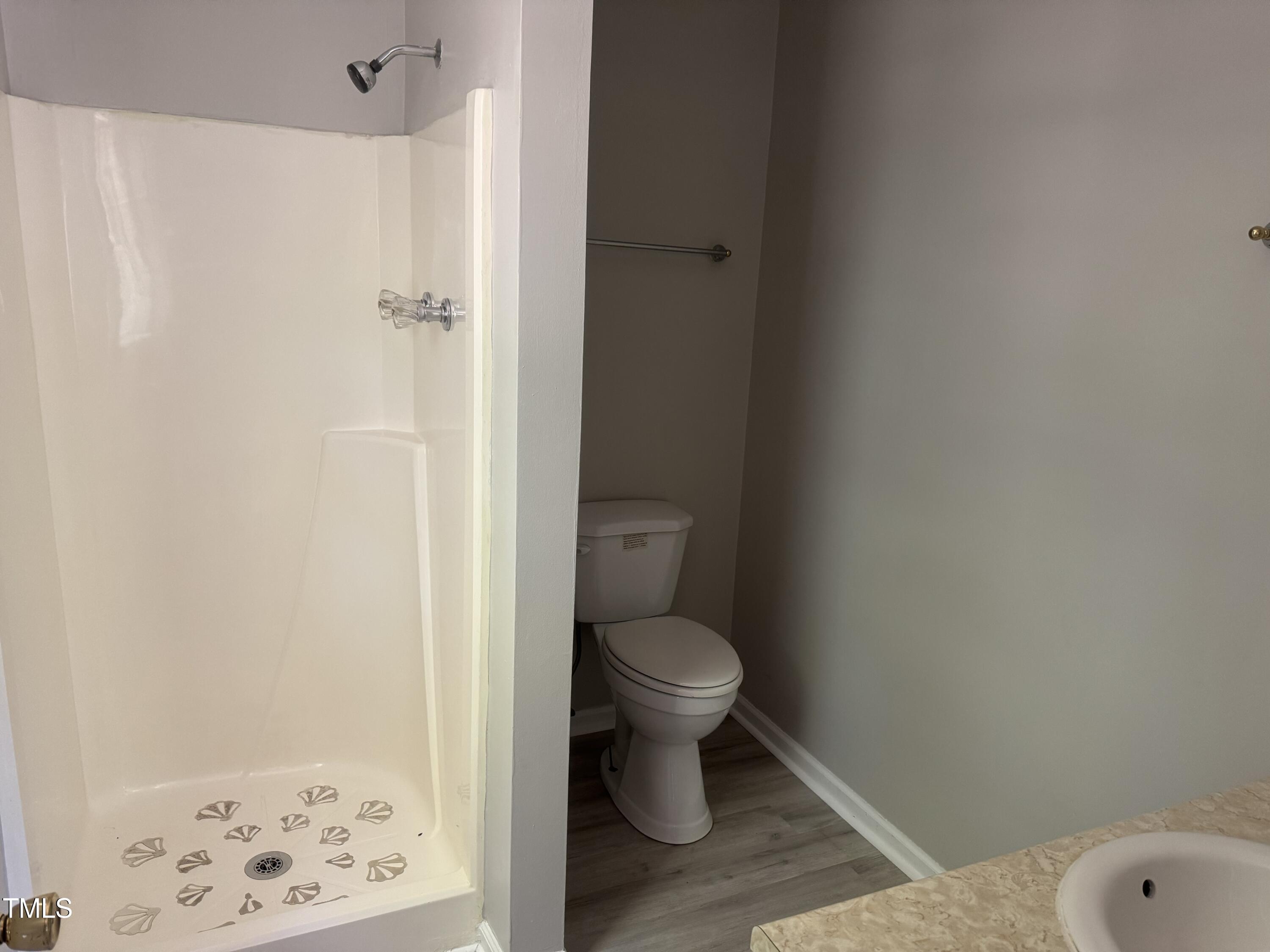 1017 Gaston Avenue Property Photo 13